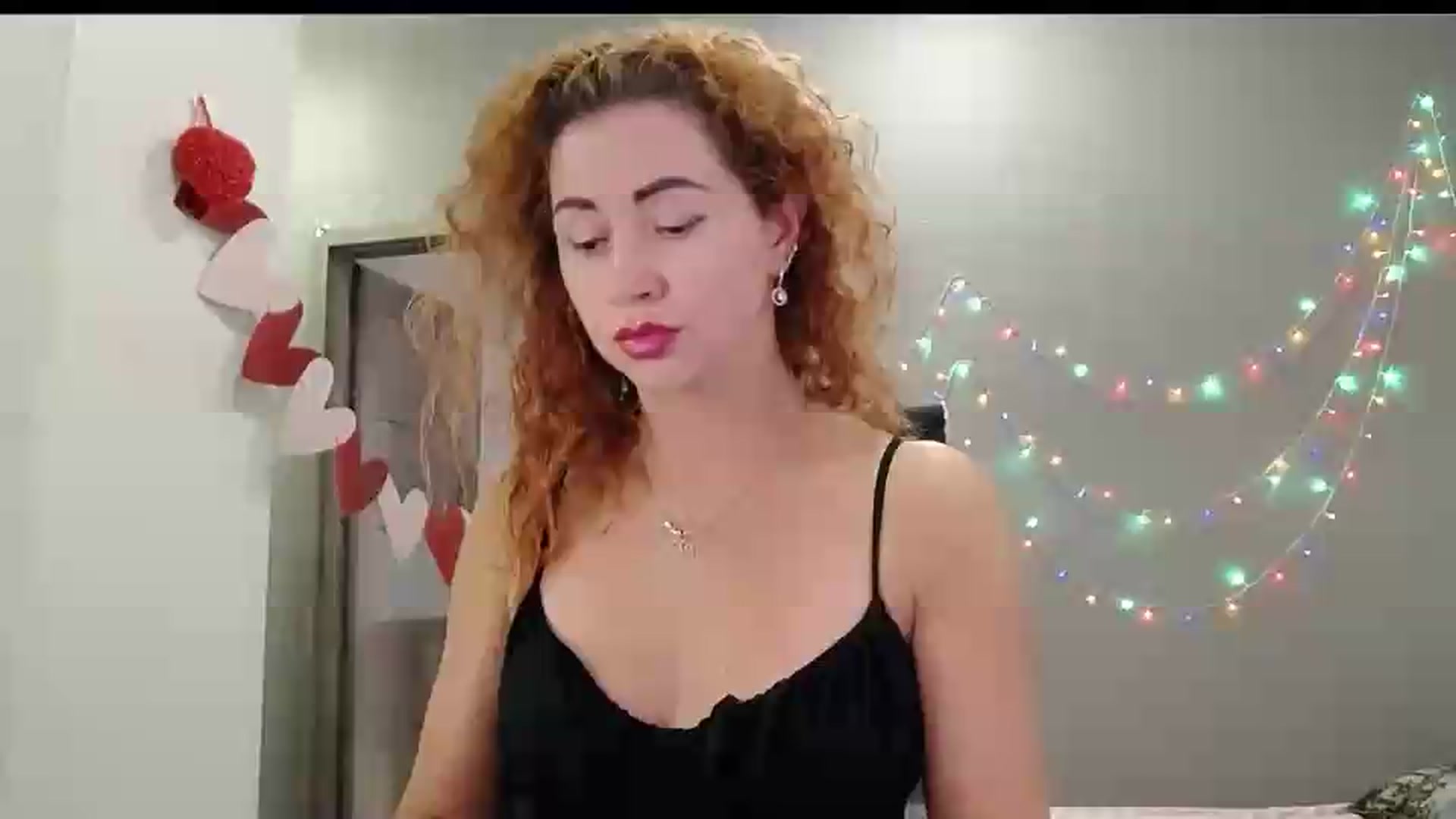 Gallery image thumbnail from XeniaMilf's myfreecams stream on, 08/28/2026, 13:14 image 1 of 20