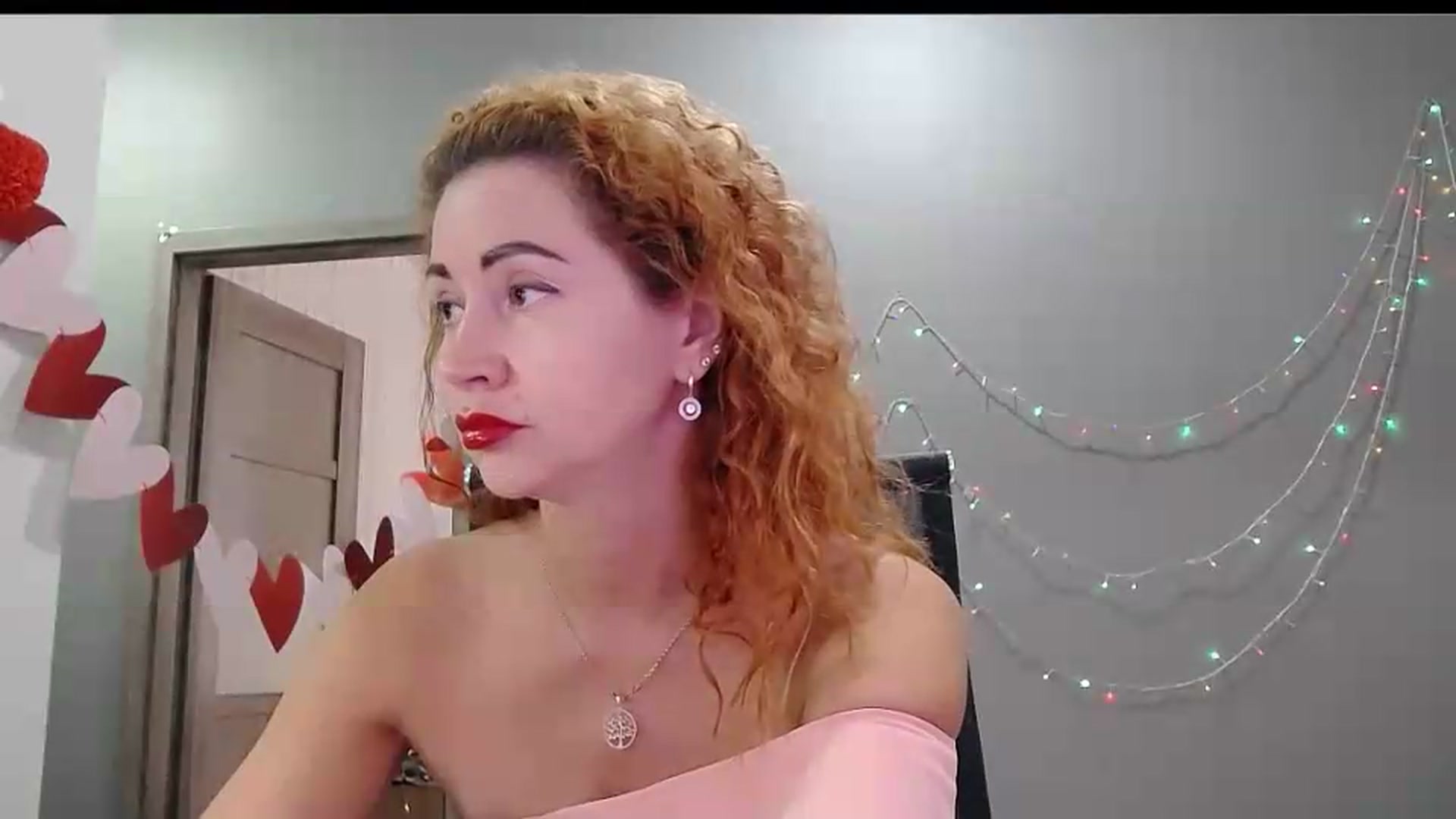 Gallery image thumbnail from XeniaMilf's myfreecams stream on, 08/28/2026, 15:35 image 11 of 20