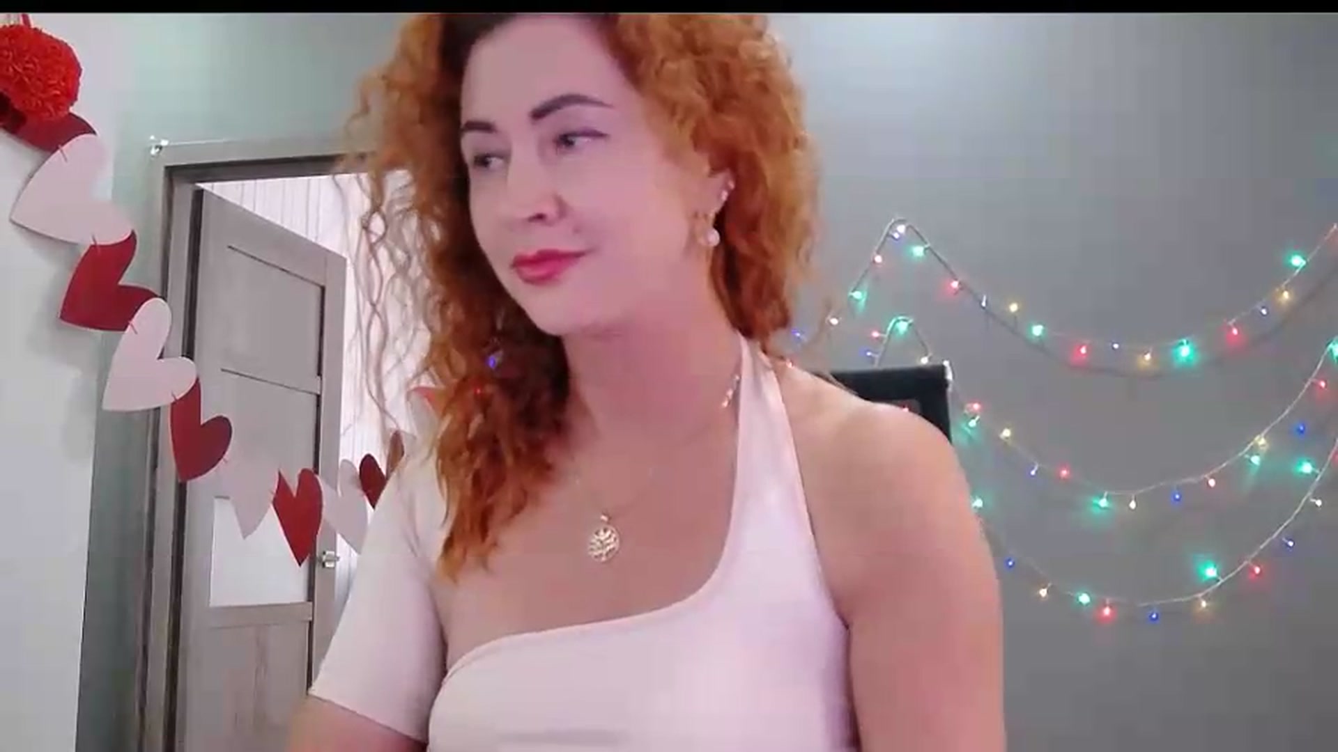 Gallery image thumbnail from XeniaMilf's myfreecams stream on, 08/31/2026, 15:36 image 6 of 20