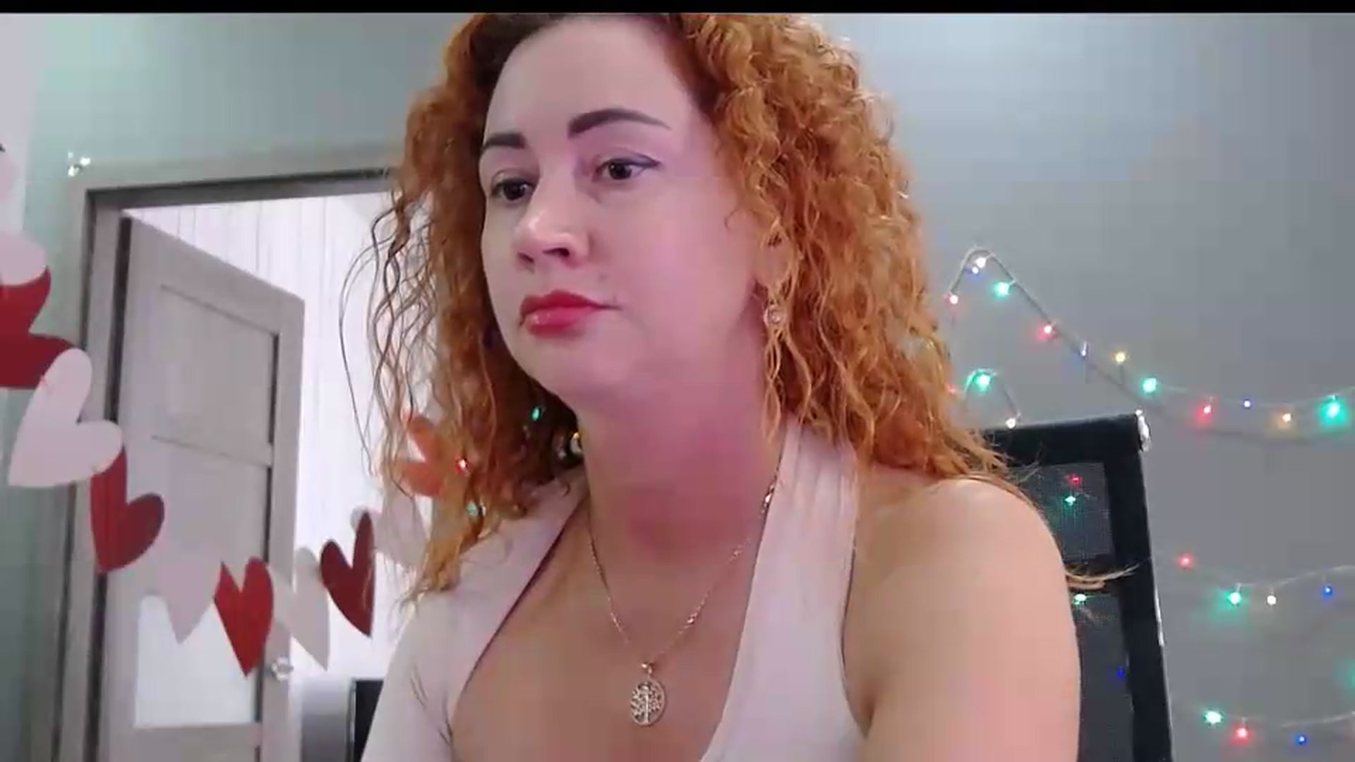 Gallery image thumbnail from XeniaMilf's myfreecams stream on, 08/31/2026, 15:36 image 4 of 20