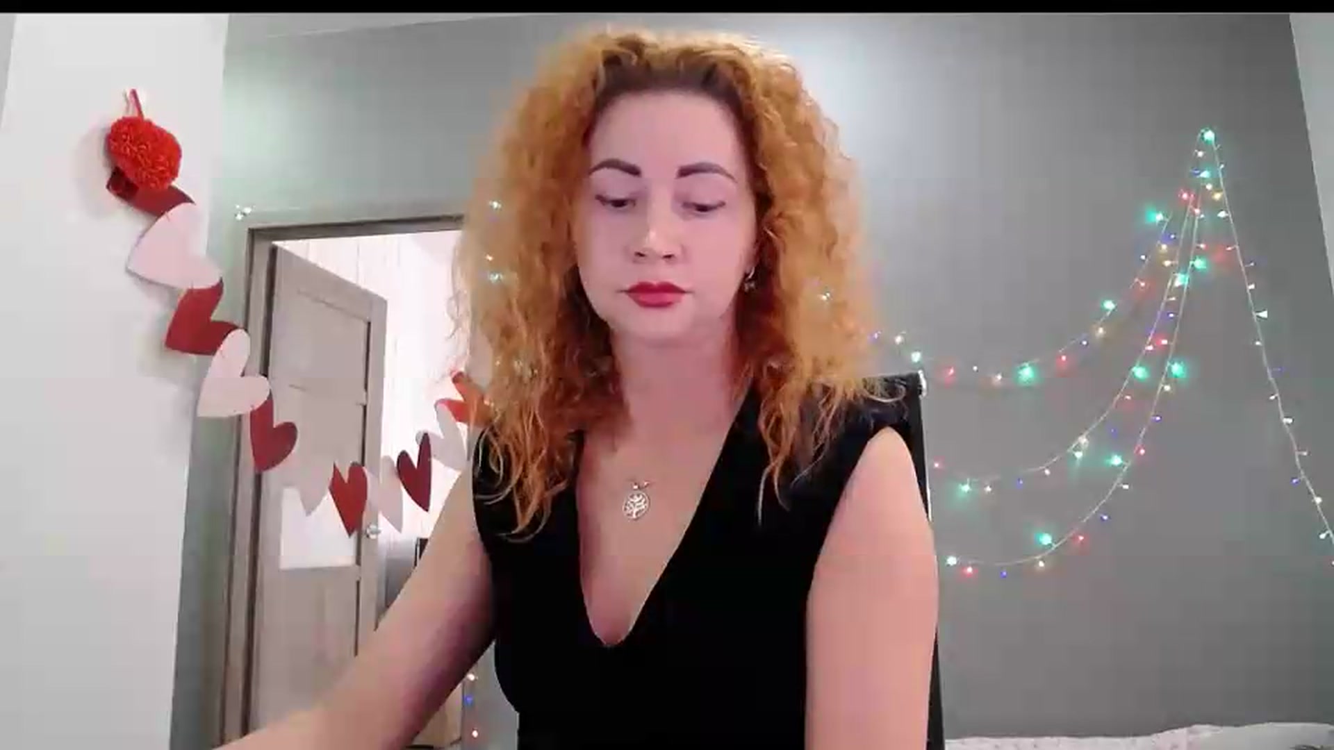 Gallery image thumbnail from XeniaMilf's myfreecams stream on, 09/02/2026, 14:09 image 11 of 20