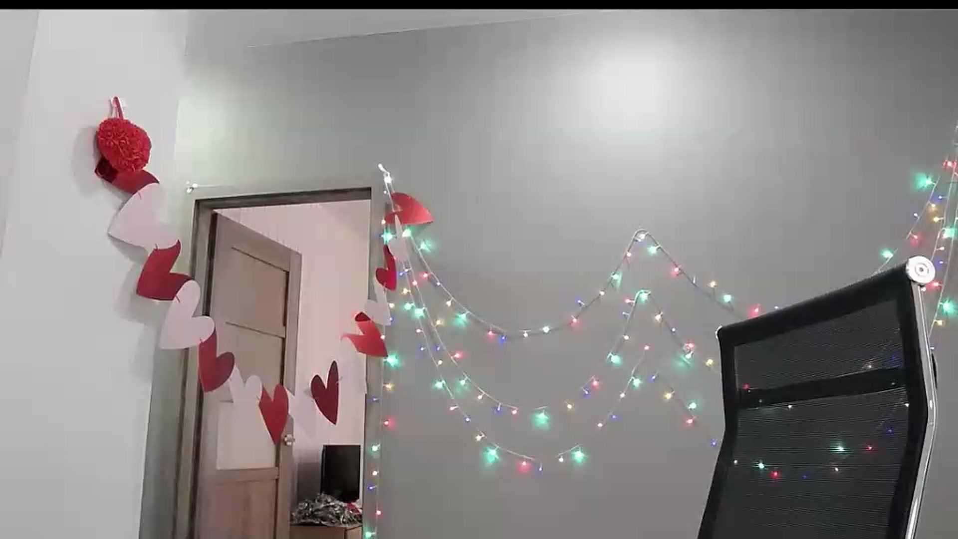 Gallery image thumbnail from XeniaMilf's myfreecams stream on, 09/02/2026, 16:03 image 6 of 20