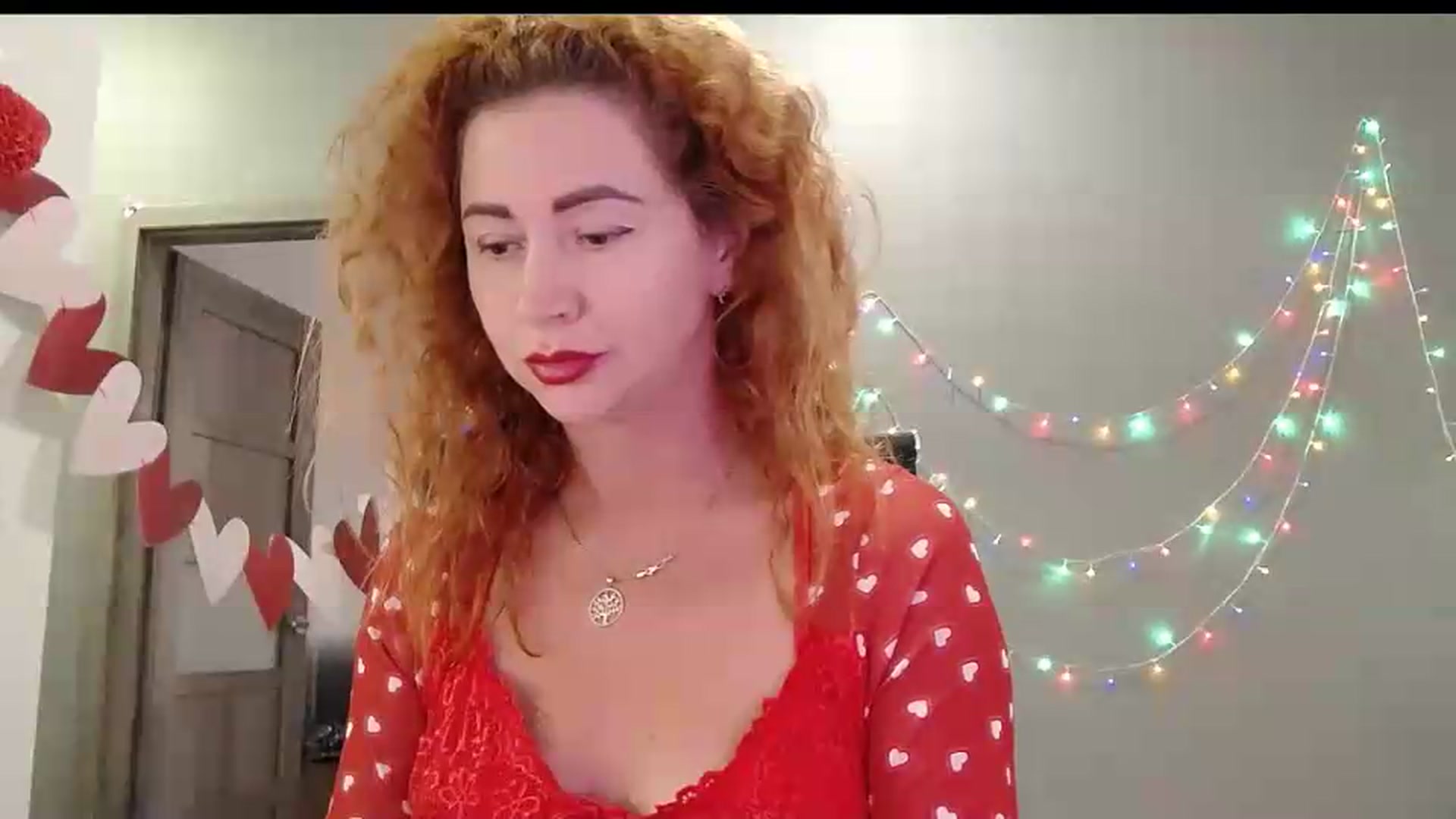 Gallery image thumbnail from XeniaMilf's myfreecams stream on, 09/04/2026, 16:15 image 3 of 20