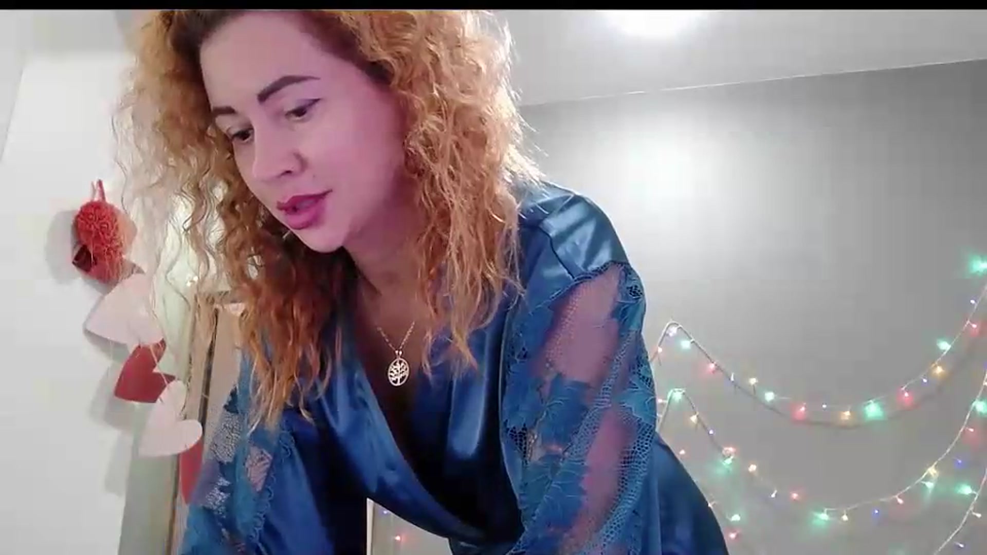 Gallery image thumbnail from XeniaMilf's myfreecams stream on, 09/06/2026, 15:58 image 4 of 20
