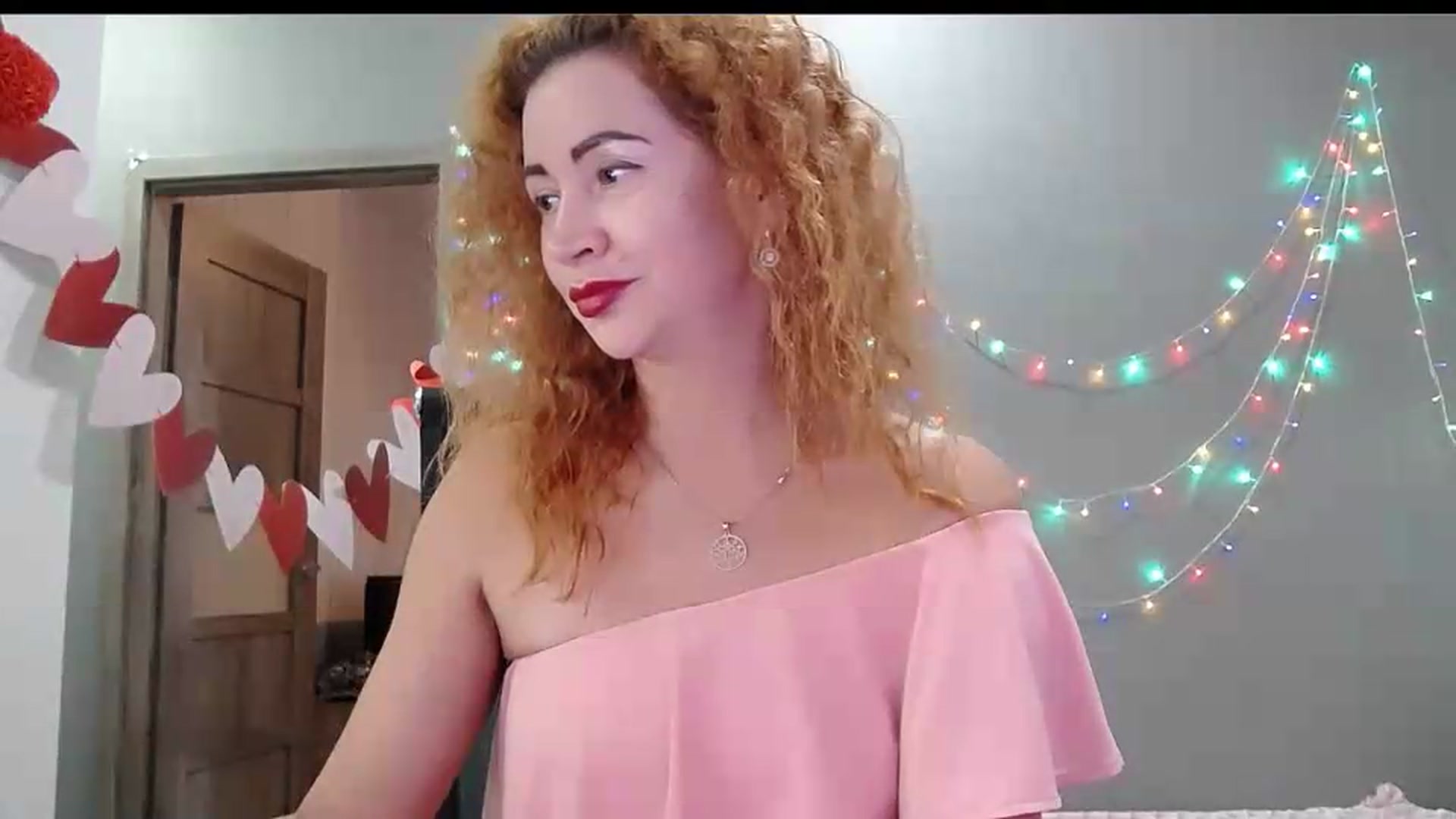 Gallery image thumbnail from XeniaMilf's myfreecams stream on, 09/07/2026, 15:34 image 15 of 20