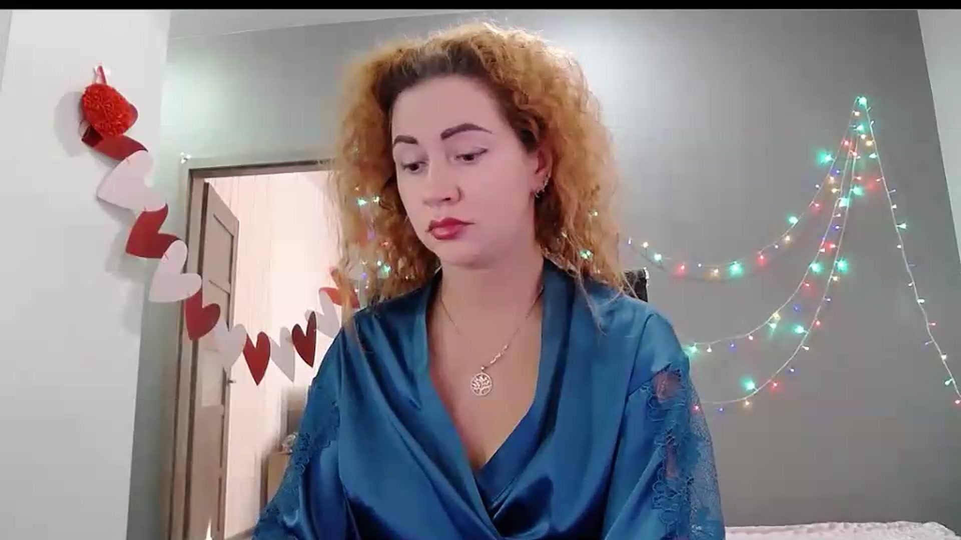 Gallery image thumbnail from XeniaMilf's myfreecams stream on, 09/13/2026, 14:11 image 18 of 20