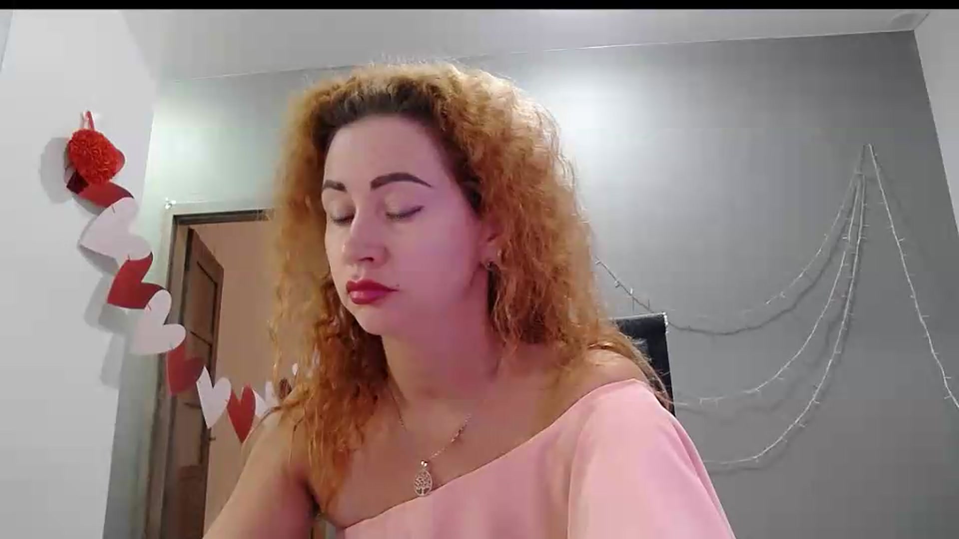 Gallery image thumbnail from XeniaMilf's myfreecams stream on, 09/13/2026, 15:29 image 9 of 20