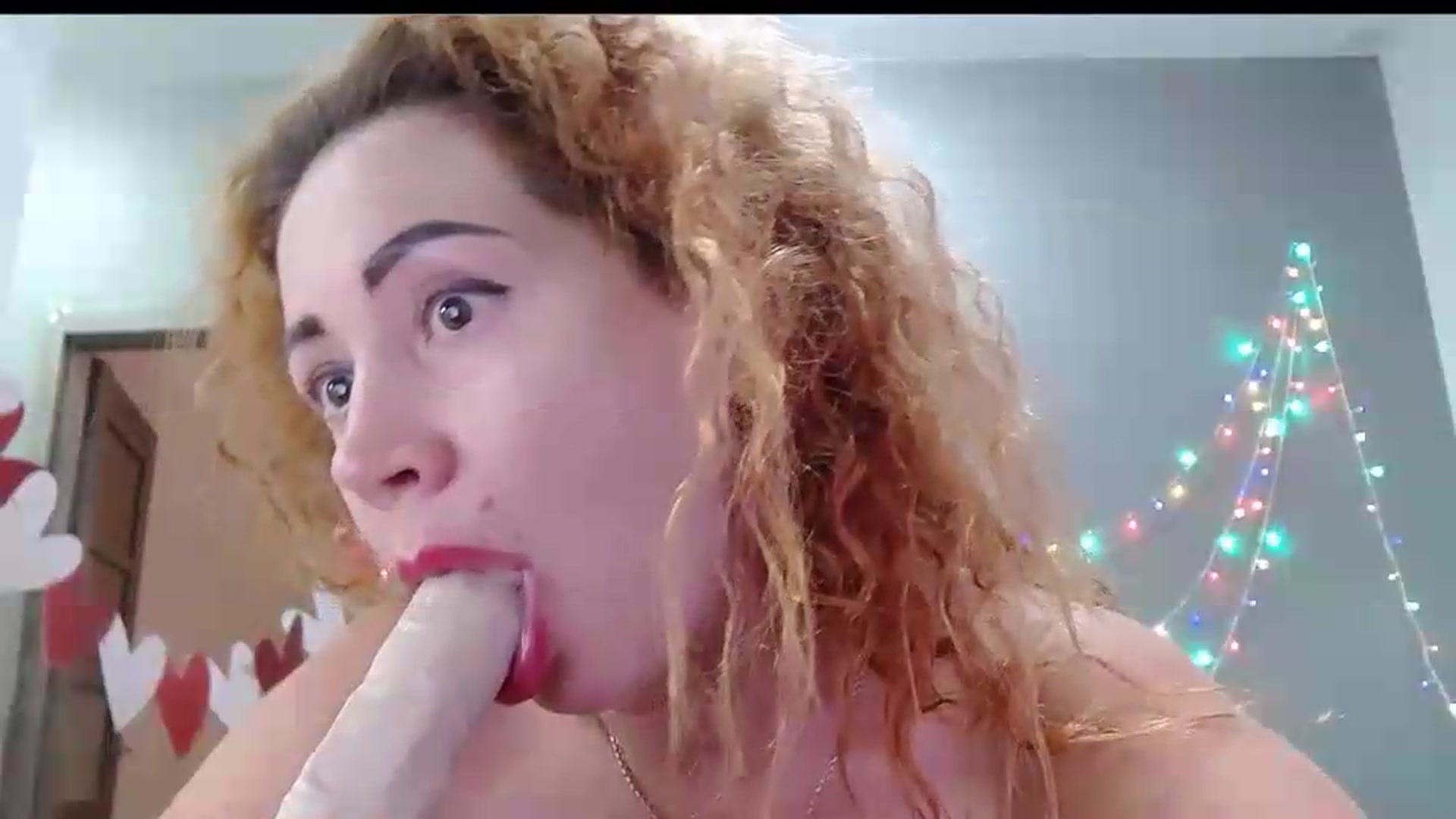 Gallery image thumbnail from XeniaMilf's myfreecams stream on, 09/14/2026, 15:39 image 4 of 20