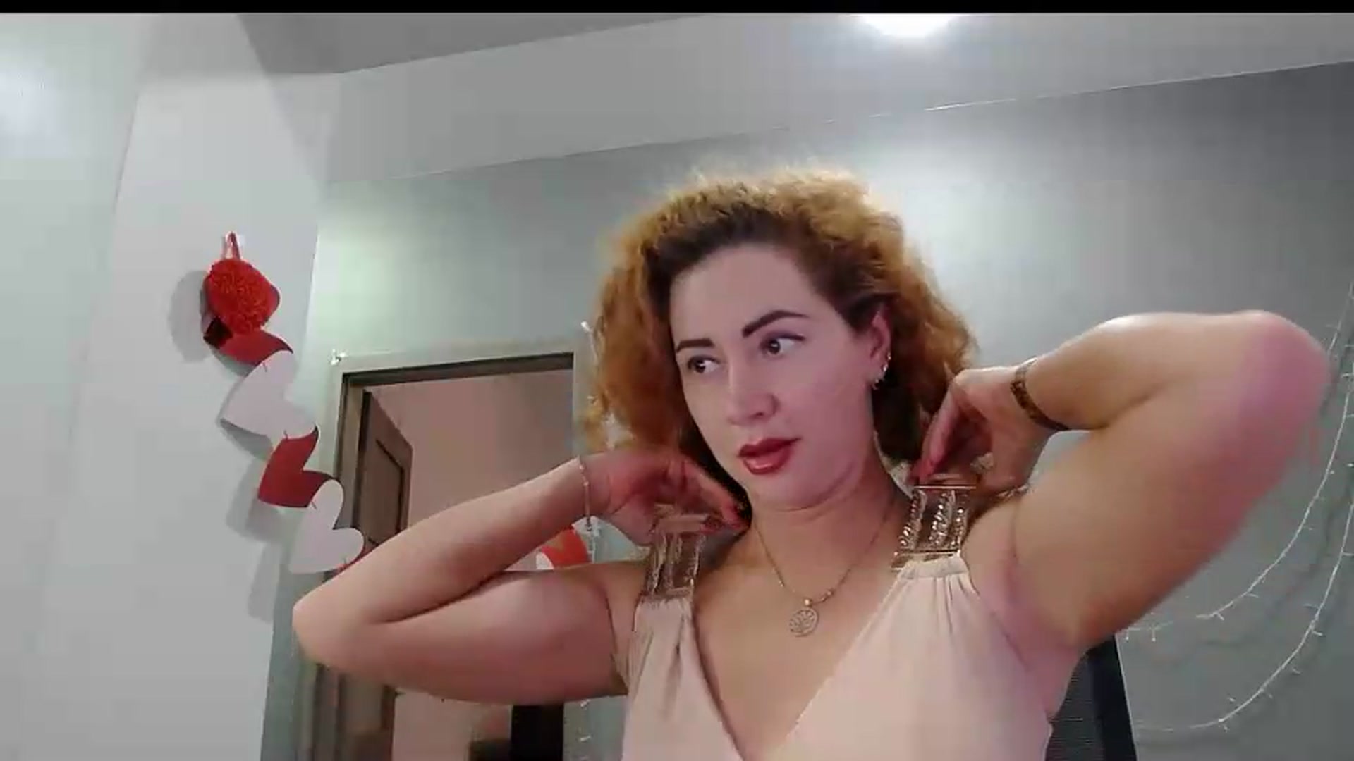 Gallery image thumbnail from XeniaMilf's myfreecams stream on, 09/15/2026, 11:35 image 19 of 20