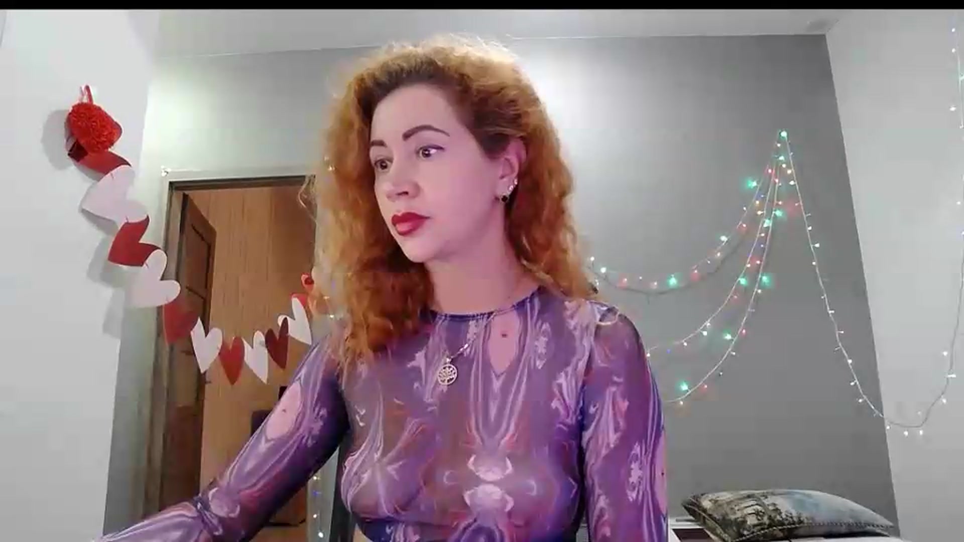 Gallery image thumbnail from XeniaMilf's myfreecams stream on, 09/15/2026, 15:07 image 11 of 20