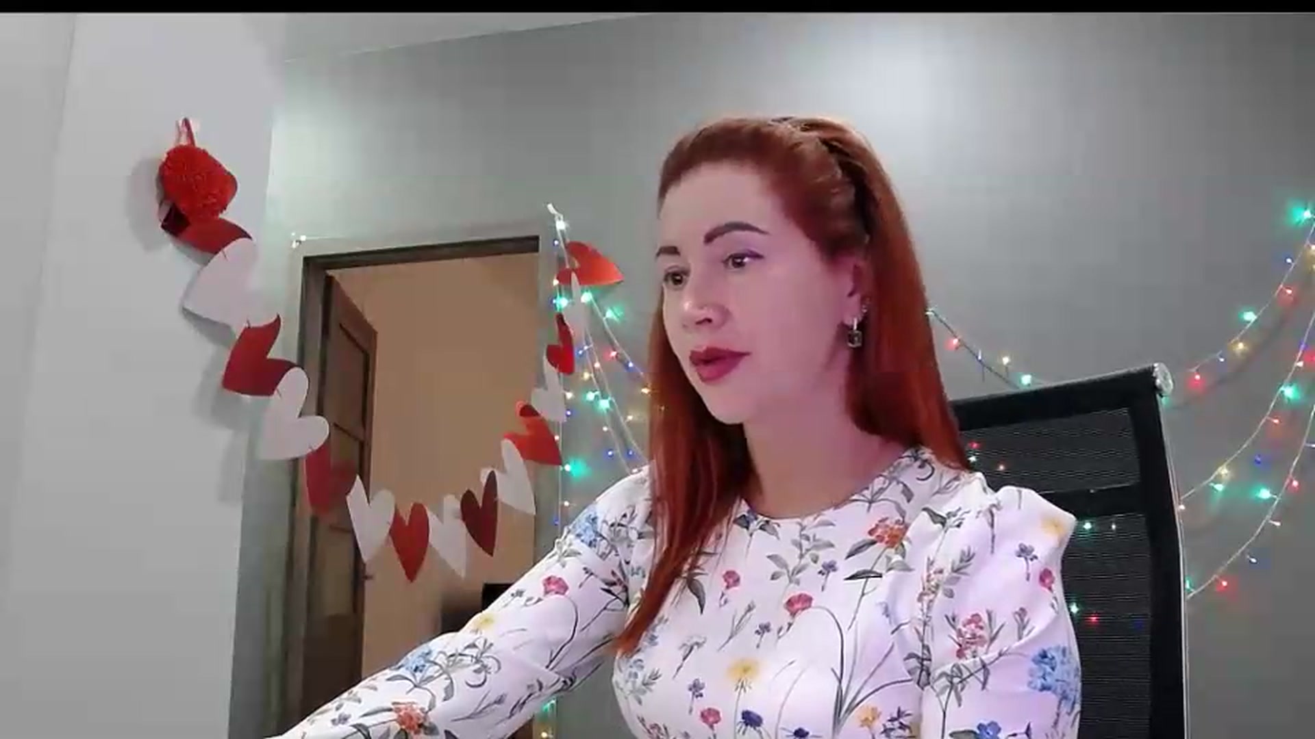 Gallery image thumbnail from XeniaMilf's myfreecams stream on, 09/17/2026, 16:05 image 8 of 20