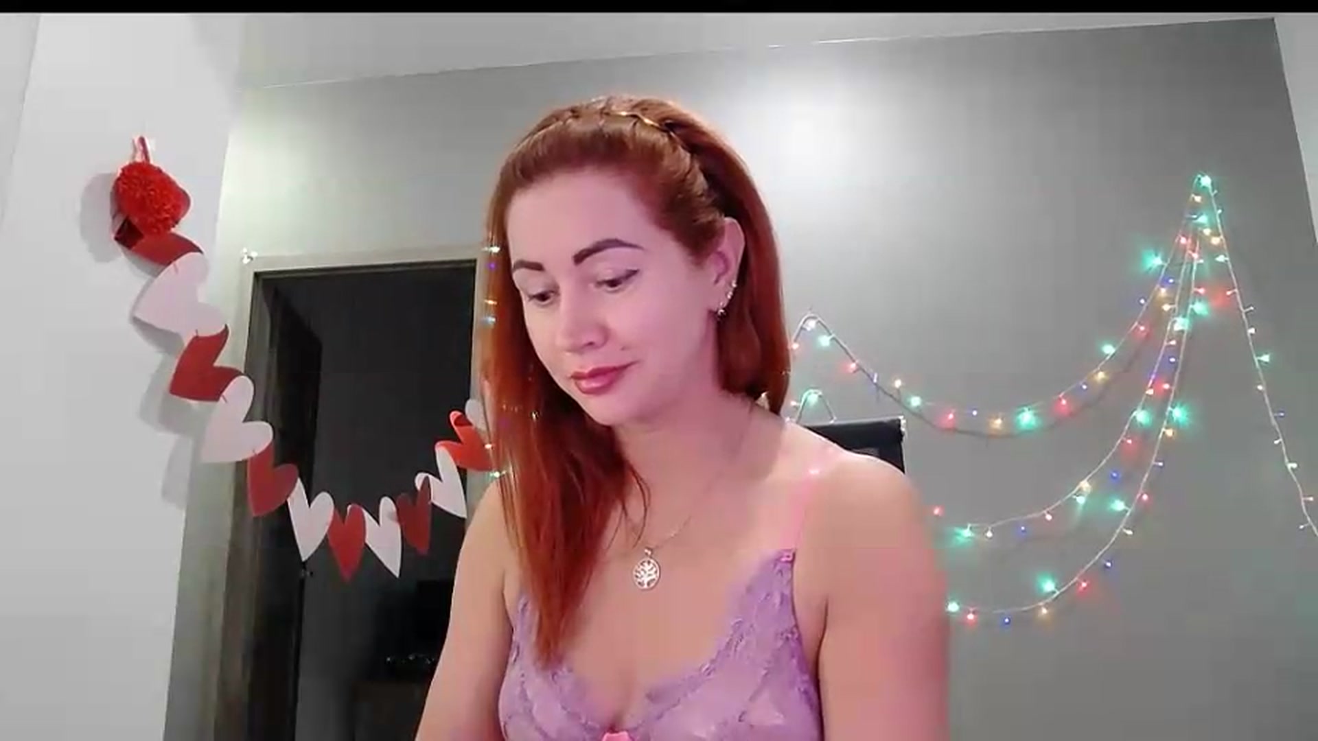 Gallery image thumbnail from XeniaMilf's myfreecams stream on, 09/18/2026, 15:32 image 12 of 20