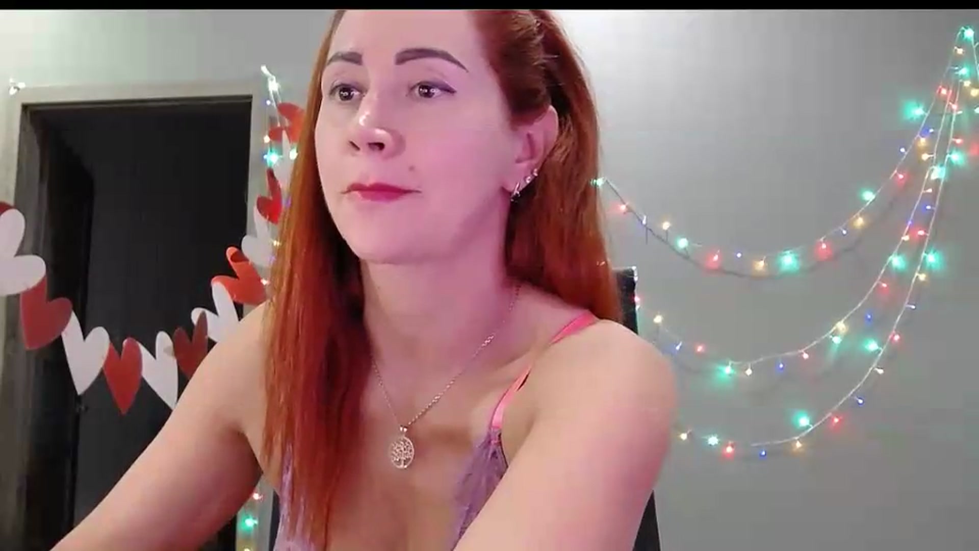Gallery image thumbnail from XeniaMilf's myfreecams stream on, 09/18/2026, 15:32 image 17 of 20