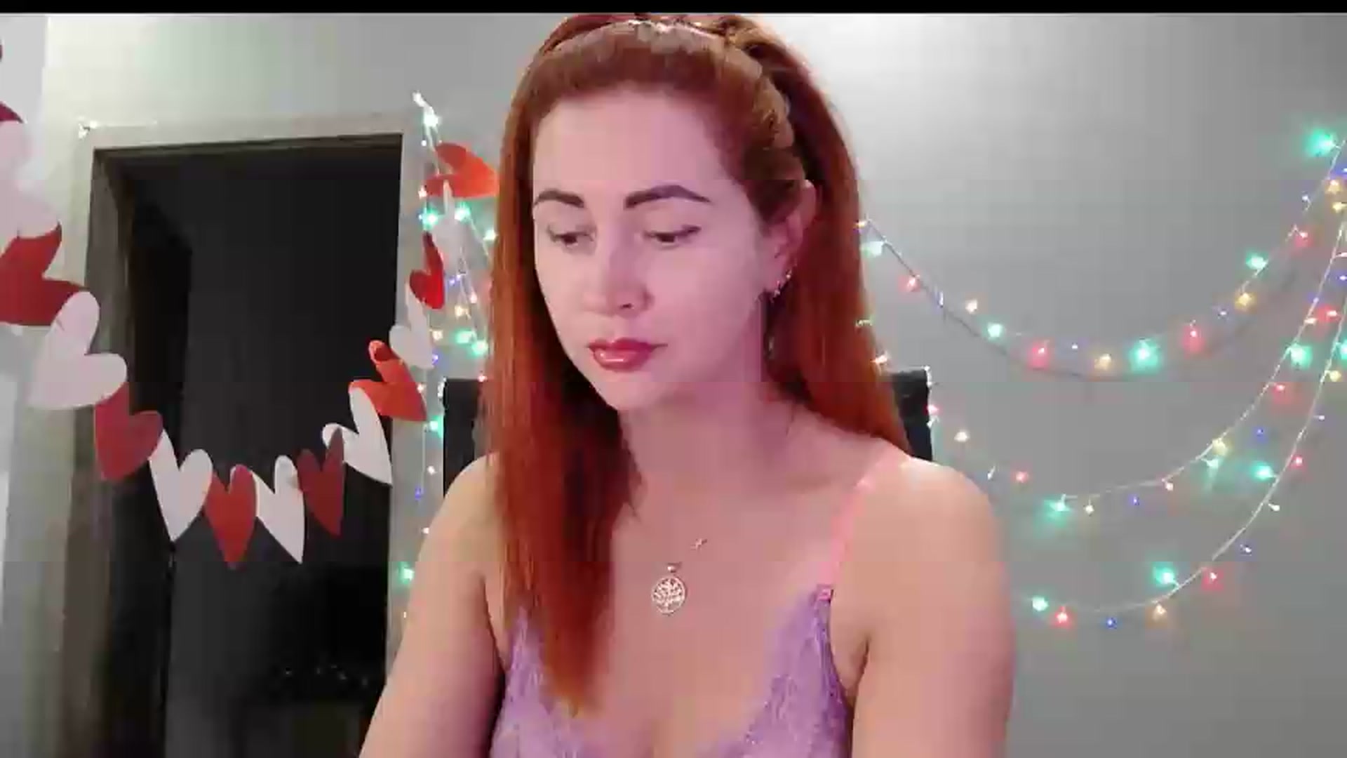 Gallery image thumbnail from XeniaMilf's myfreecams stream on, 09/18/2026, 15:32 image 18 of 20