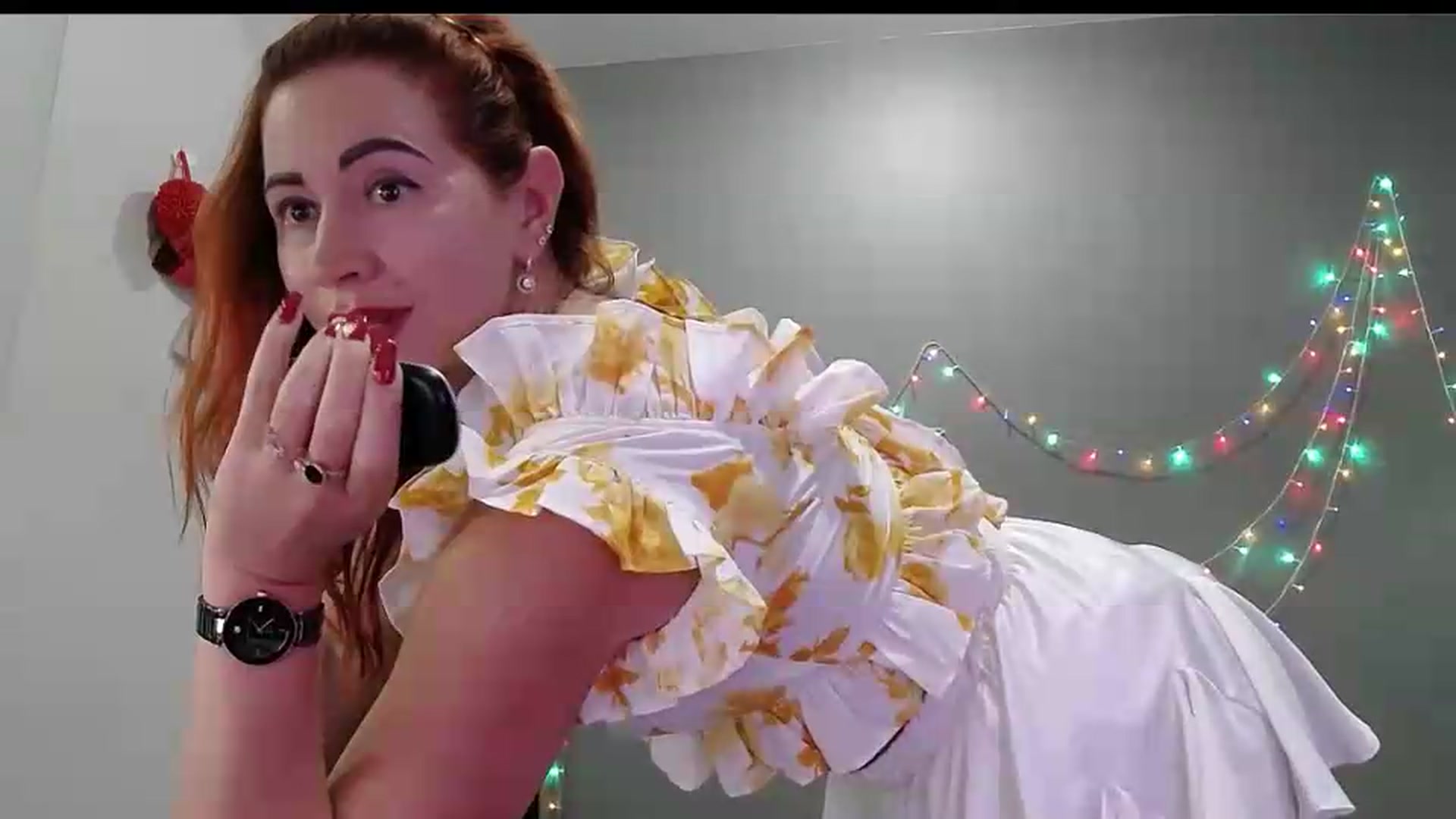 Gallery image thumbnail from XeniaMilf's myfreecams stream on, 09/19/2026, 16:32 image 10 of 20