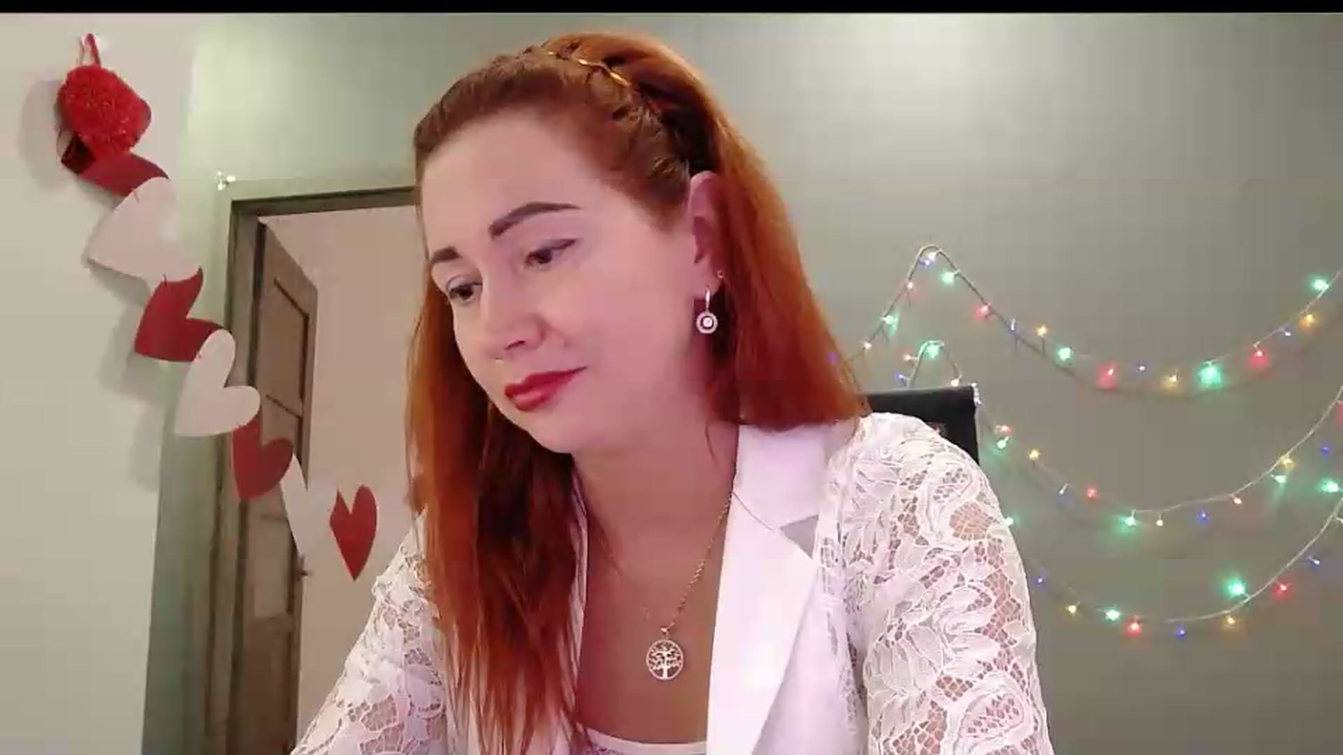 Gallery image thumbnail from XeniaMilf's myfreecams stream on, 09/20/2026, 13:56 image 14 of 20