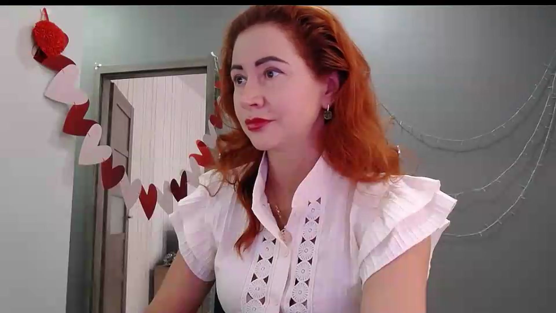 Gallery image thumbnail from XeniaMilf's myfreecams stream on, 09/21/2026, 11:28 image 15 of 20