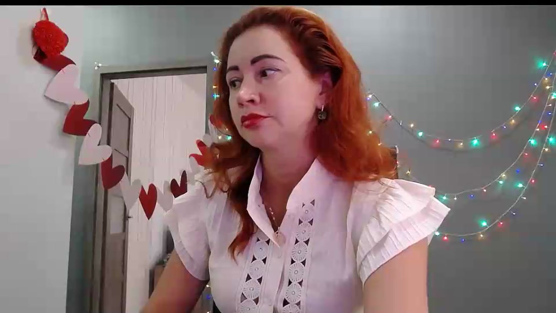 Gallery image thumbnail from XeniaMilf's myfreecams stream on, 09/21/2026, 11:28 image 14 of 20