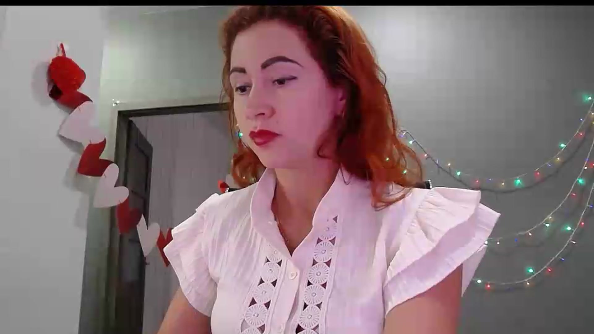 Gallery image thumbnail from XeniaMilf's myfreecams stream on, 09/21/2026, 14:41 image 6 of 20