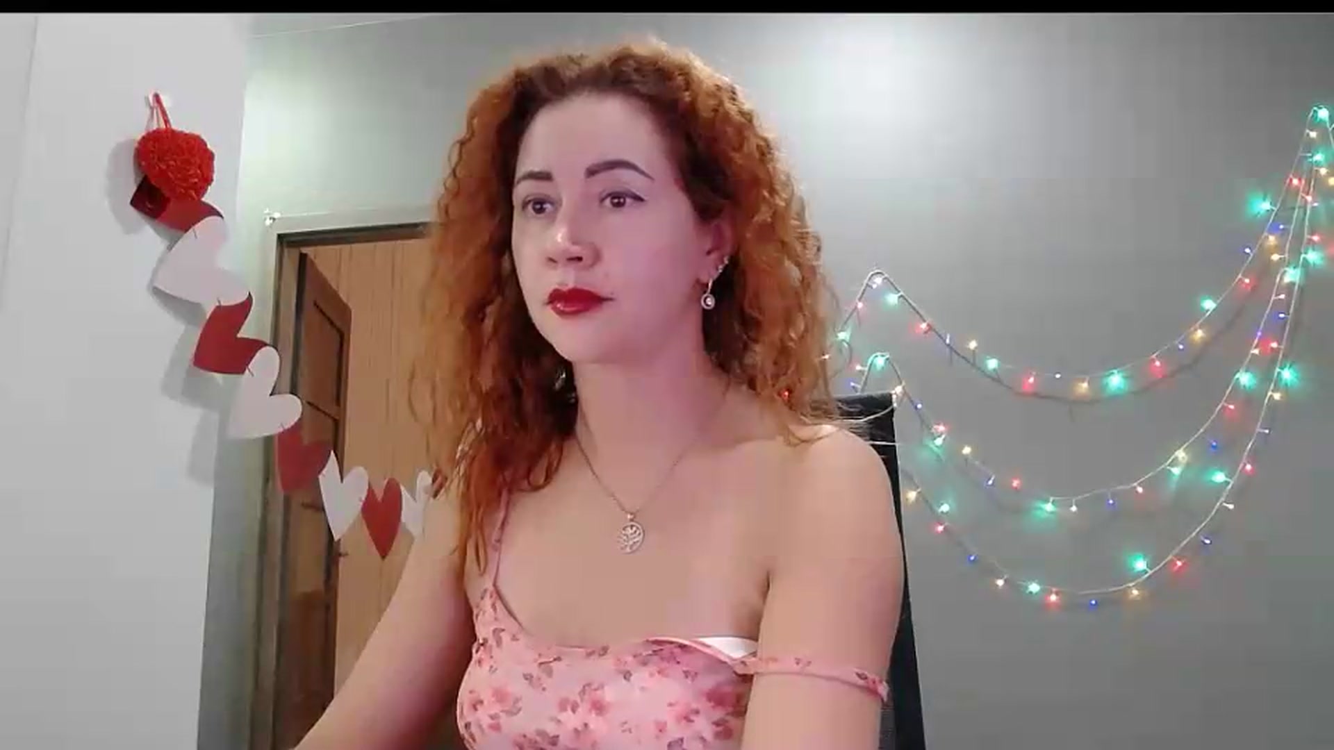 Gallery image thumbnail from XeniaMilf's myfreecams stream on, 09/29/2026, 15:00 image 19 of 20