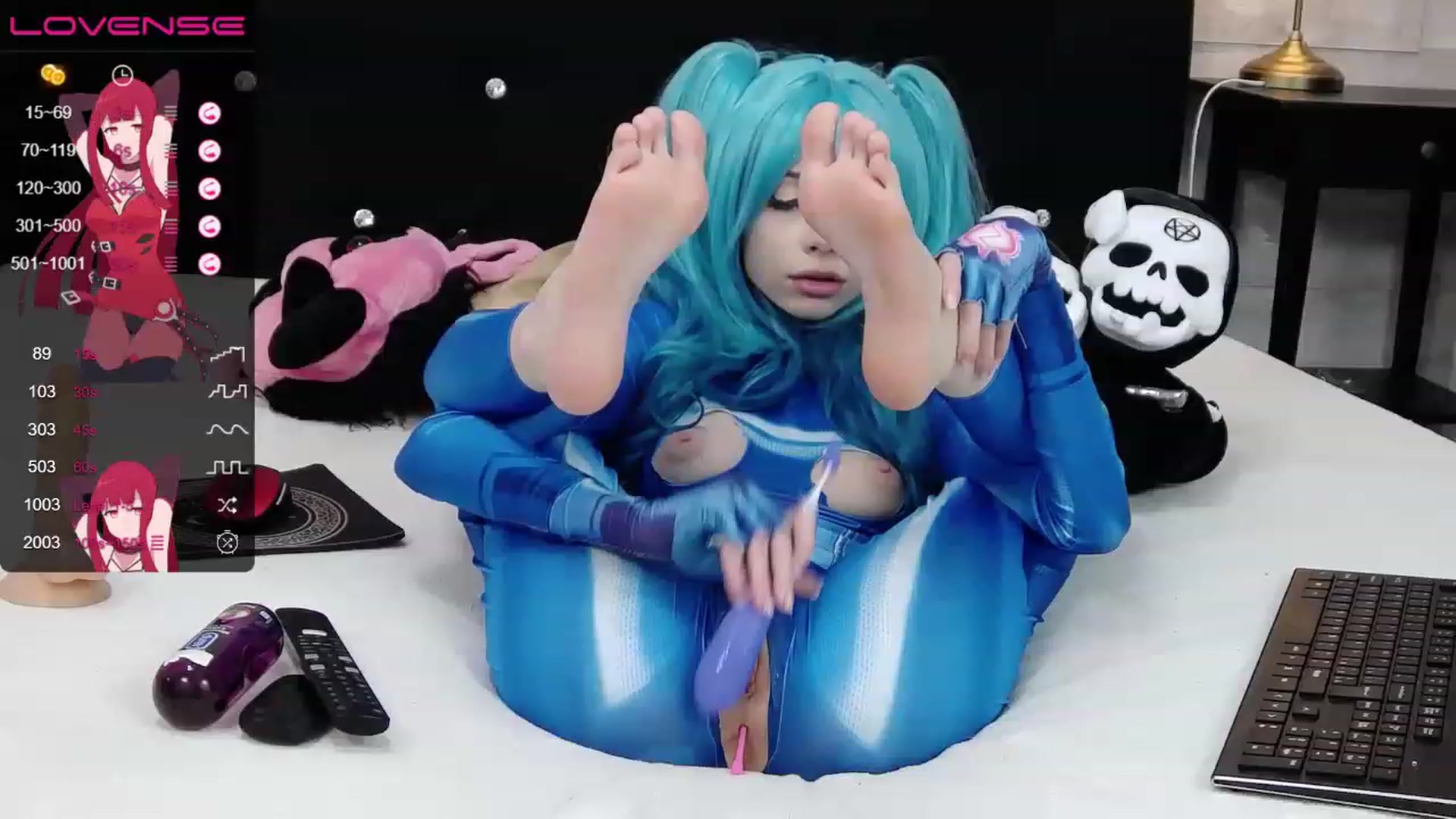 Gallery image thumbnail from Xenomy's myfreecams stream on, 04/27/2023, 13:11 image 3 of 20