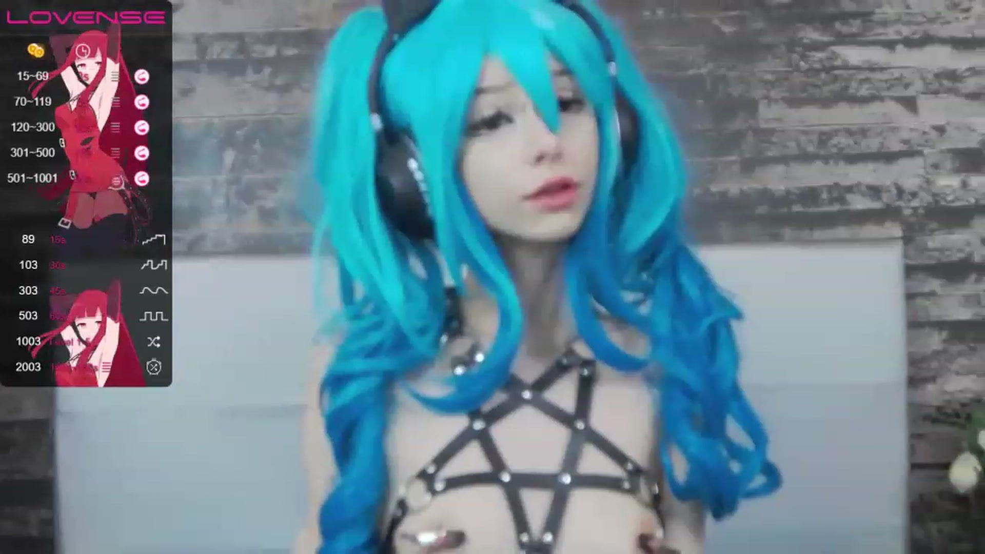 Gallery image thumbnail from Xenomy's myfreecams stream on, 05/08/2023, 11:53 image 12 of 20