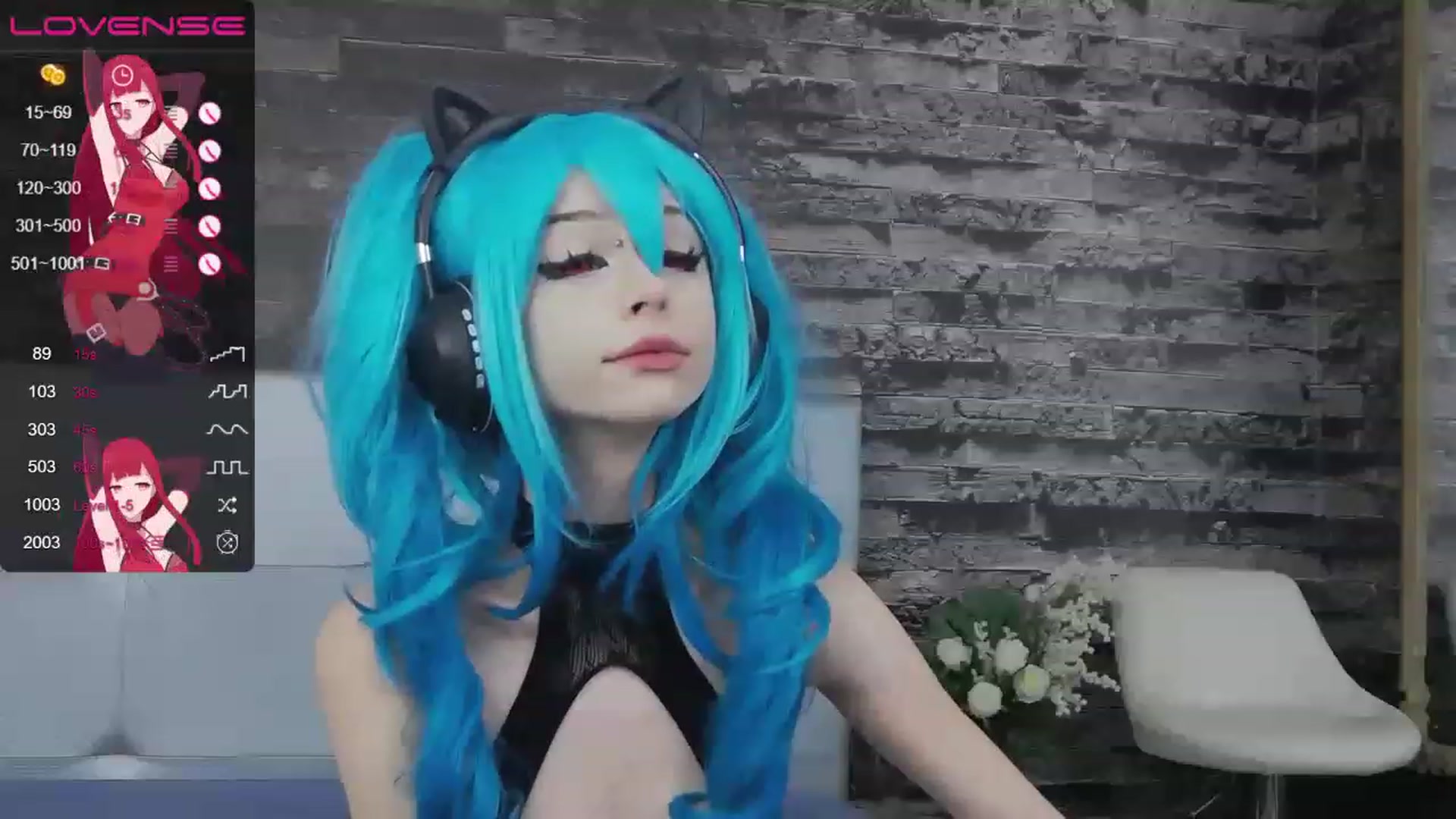 Gallery image thumbnail from Xenomy's myfreecams stream on, 05/09/2023, 13:39 image 5 of 20