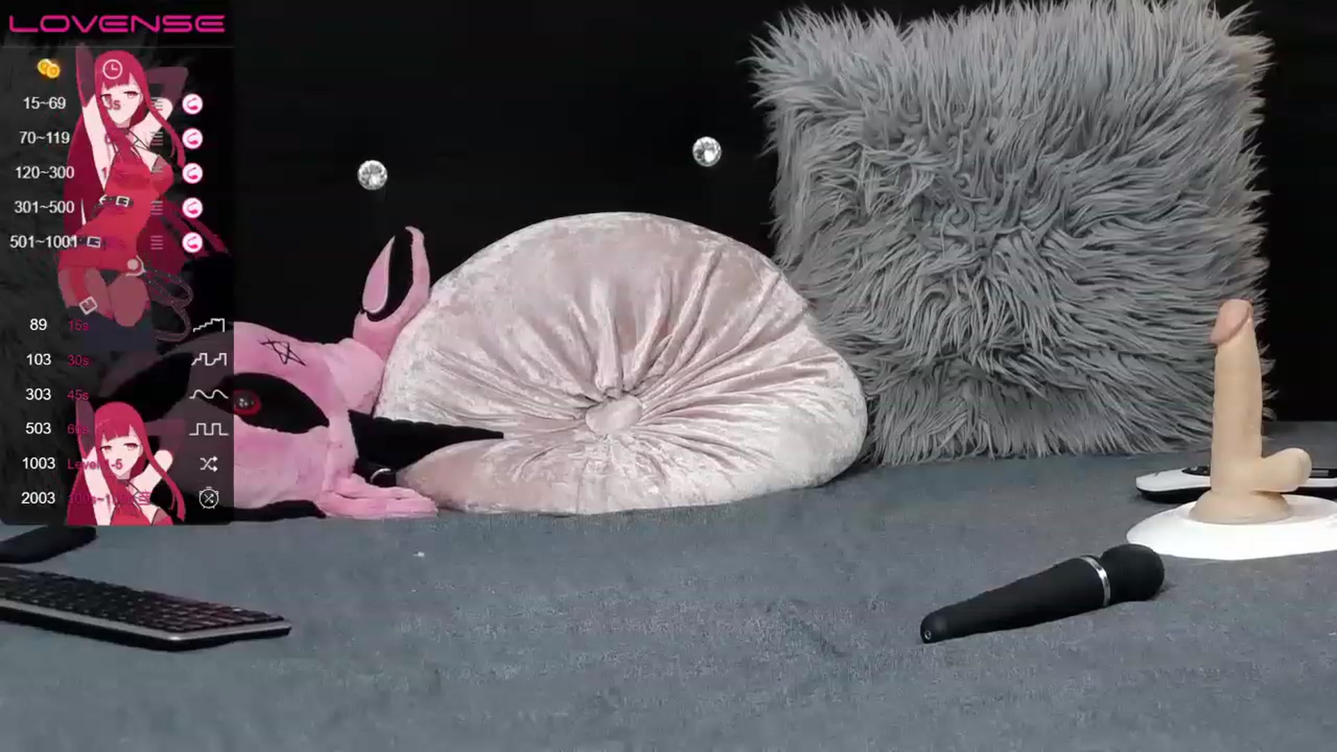 Gallery image thumbnail from Xenomy's myfreecams stream on, 05/31/2023, 12:24 image 16 of 20