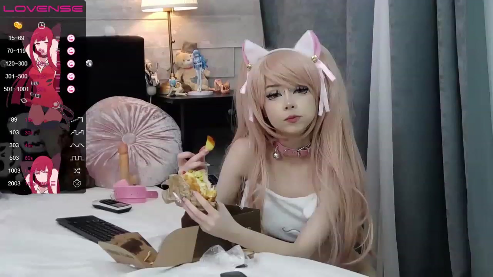 Gallery image thumbnail from Xenomy's myfreecams stream on, 06/19/2023, 09:40 image 12 of 20