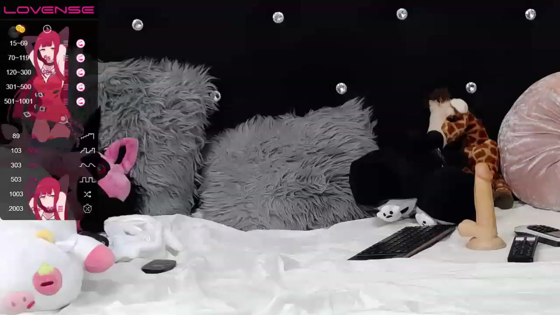 Gallery image thumbnail from Xenomy's myfreecams stream on, 06/19/2023, 15:07 image 14 of 20