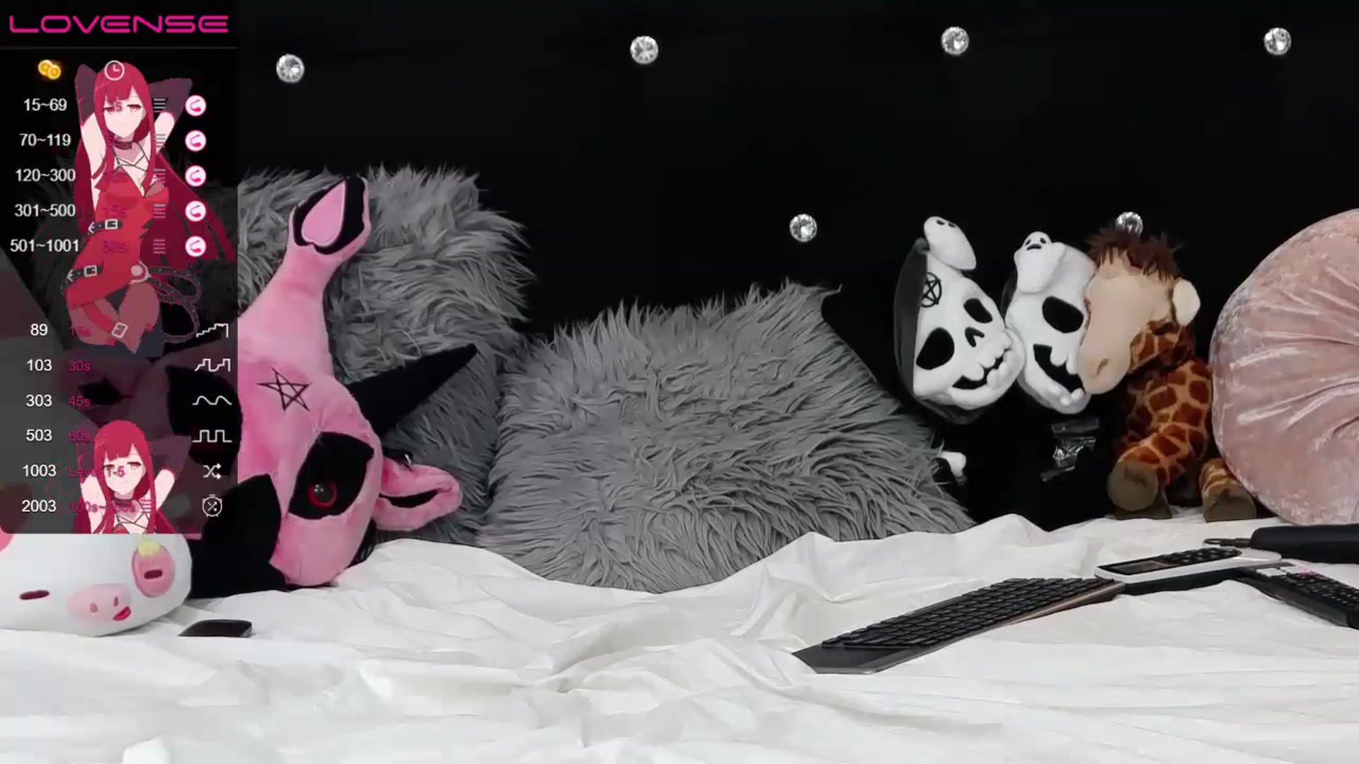 Gallery image thumbnail from Xenomy's myfreecams stream on, 06/20/2023, 12:10 image 6 of 20