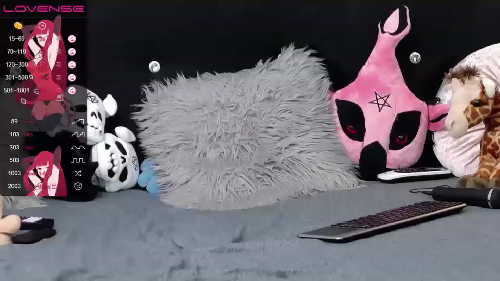Gallery image thumbnail from Xenomy's myfreecams stream on, 06/26/2023, 14:05 image 18 of 20