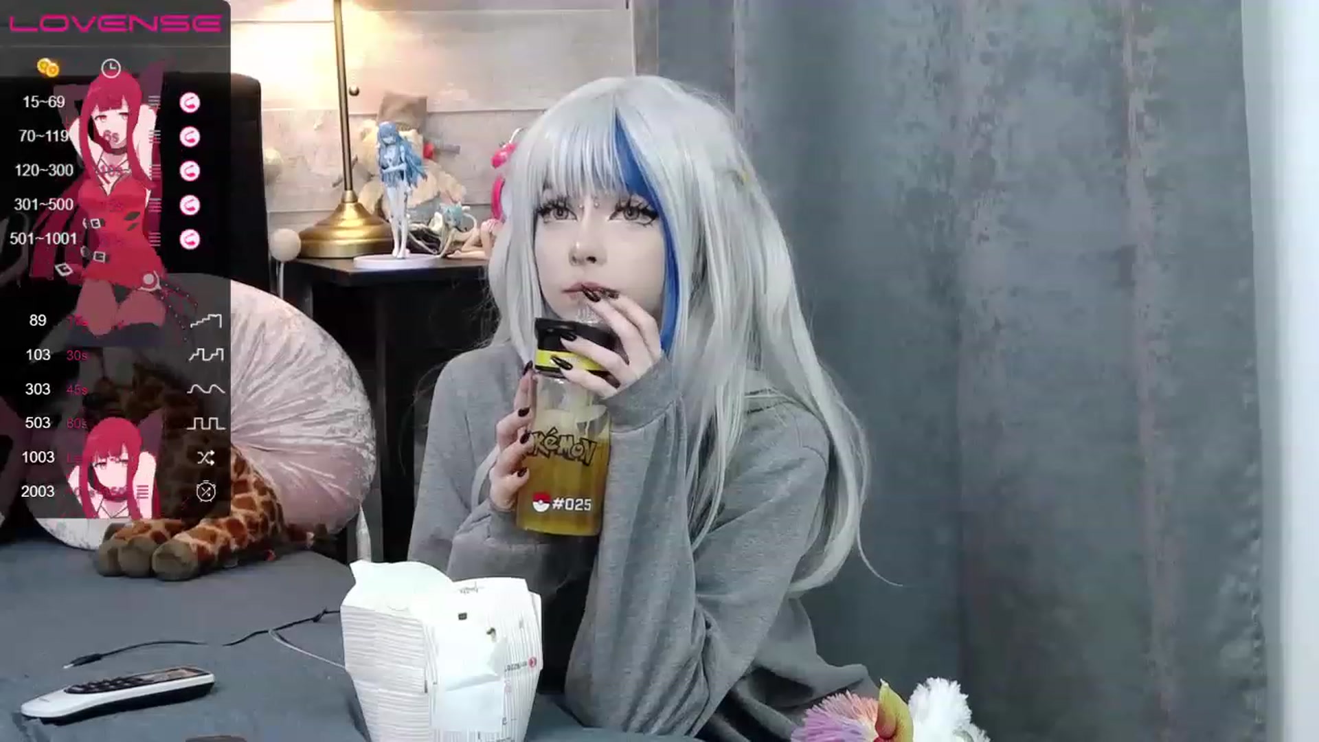Gallery image thumbnail from Xenomy's myfreecams stream on, 06/27/2023, 09:07 image 4 of 20