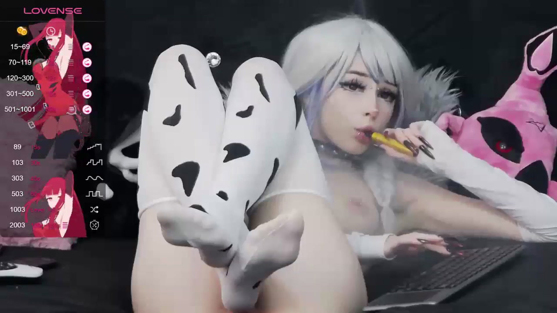 Gallery image thumbnail from Xenomy's myfreecams stream on, 10/21/2023, 15:09 image 17 of 20