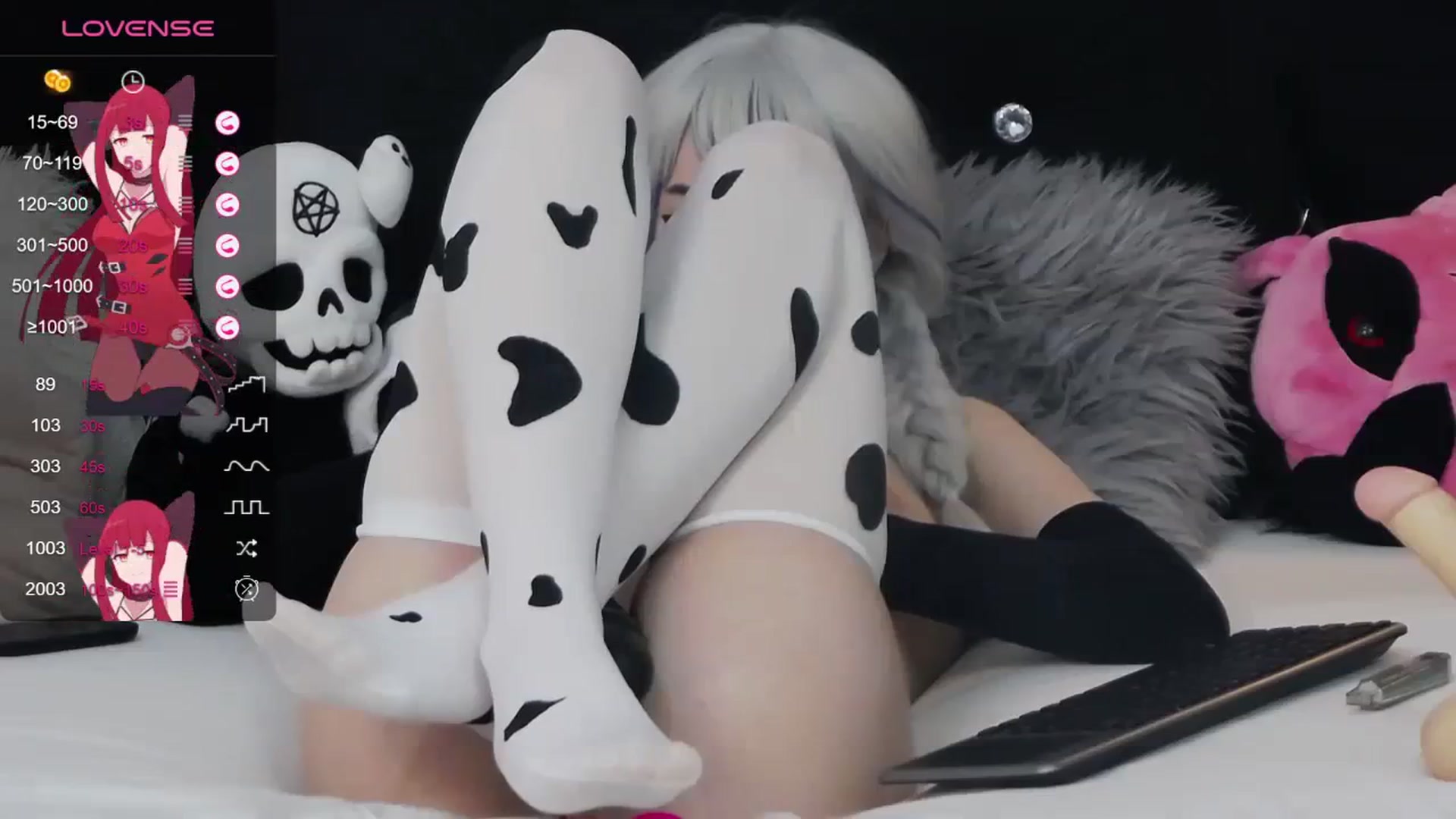 Gallery image thumbnail from Xenomy's myfreecams stream on, 10/24/2023, 14:32 image 3 of 20