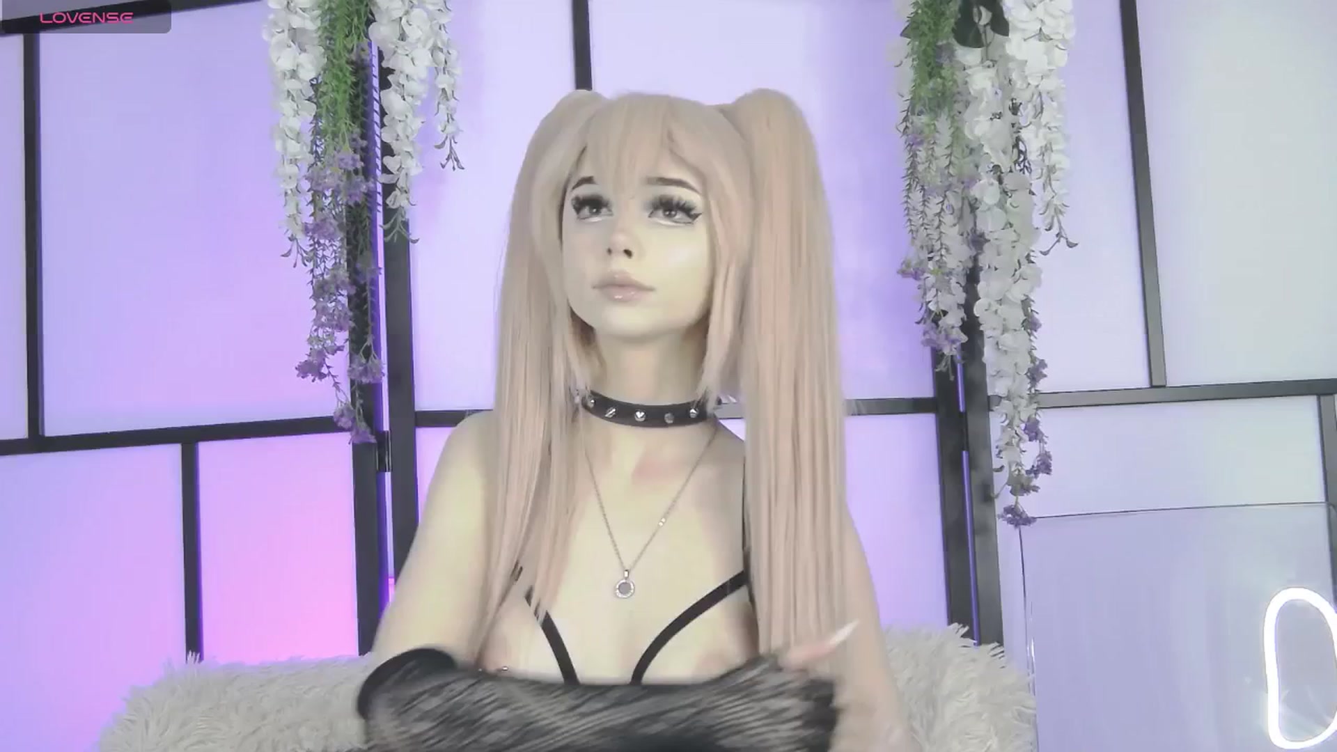 Gallery image thumbnail from Xenomy's myfreecams stream on, 09/19/2025, 11:55 image 4 of 20