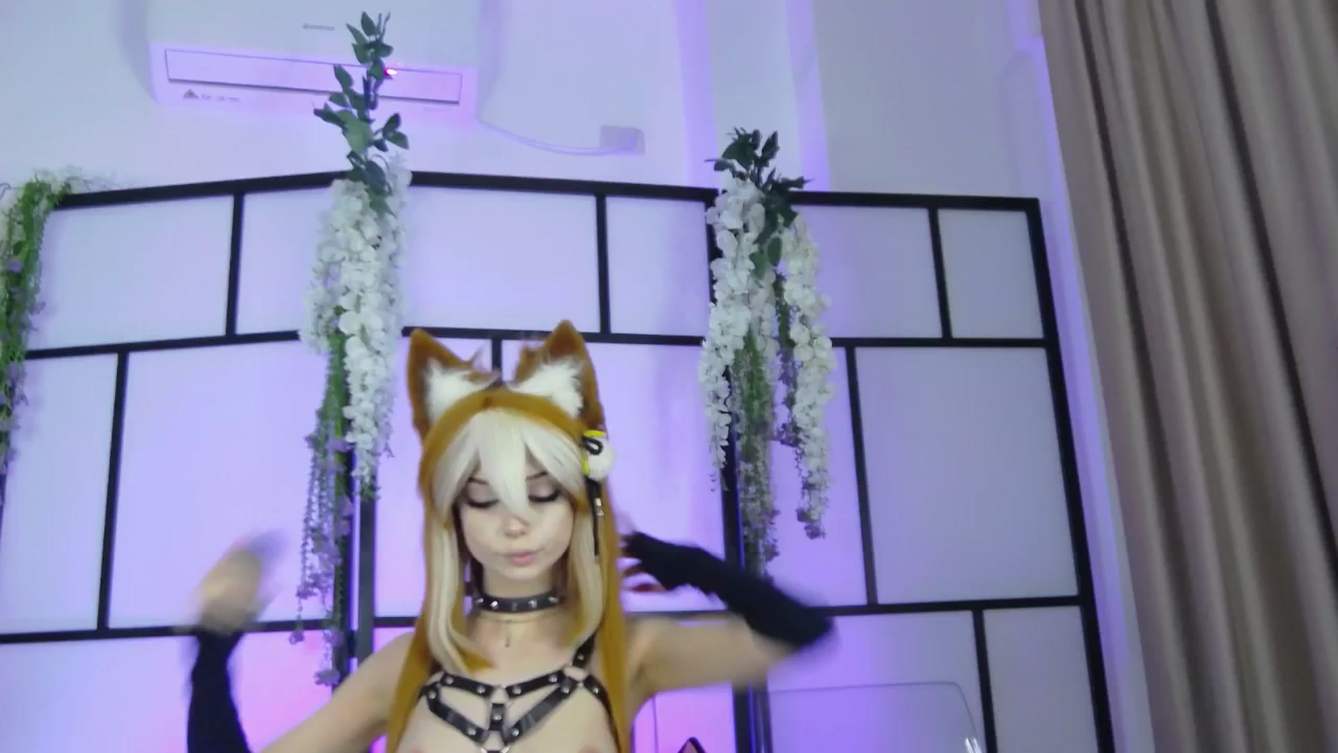 Gallery image thumbnail from Xenomy's myfreecams stream on, 12/05/2025, 12:30 image 13 of 20