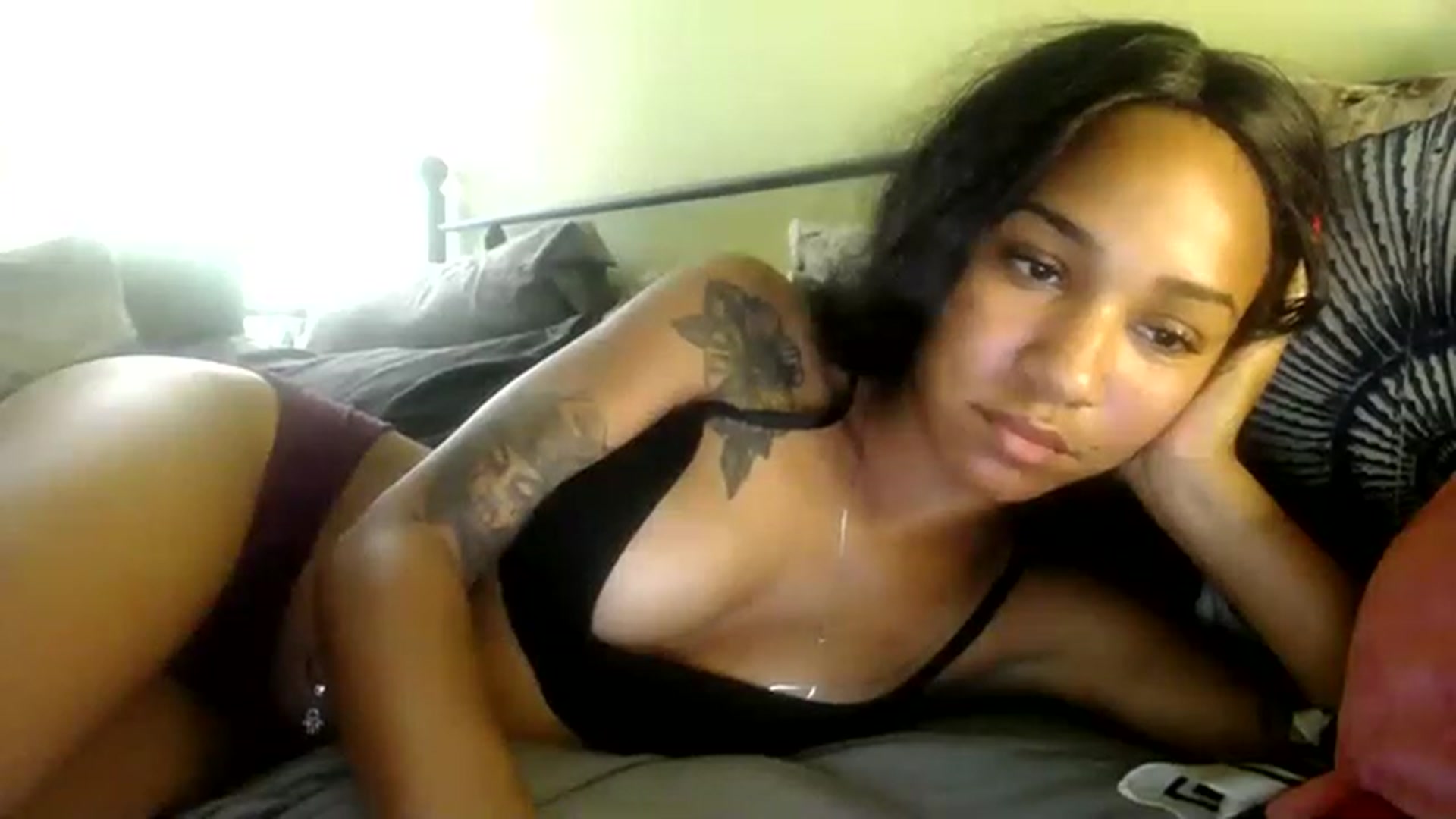 Gallery image thumbnail from XgothgurlX's myfreecams stream on, 12/07/2022, 06:02 image 12 of 20