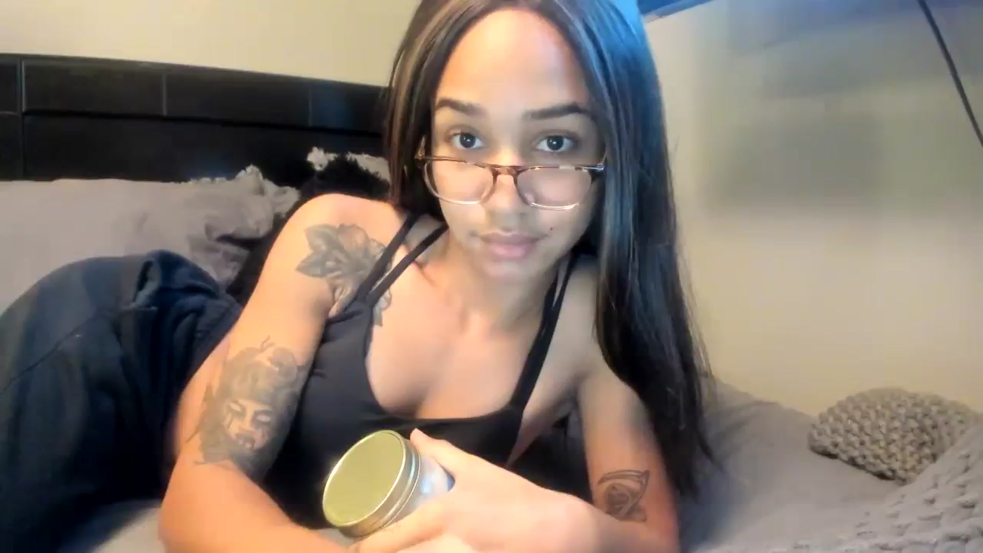 Gallery image thumbnail from XgothgurlX's myfreecams stream on, 01/22/2024, 01:55 image 6 of 20
