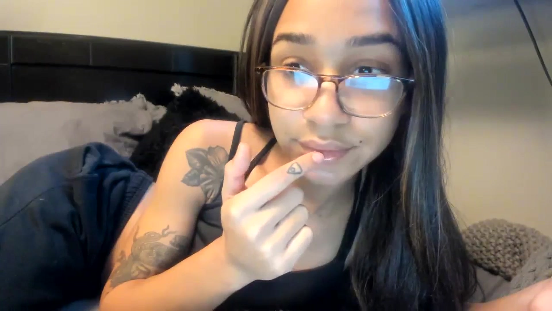 Gallery image thumbnail from XgothgurlX's myfreecams stream on, 01/22/2024, 01:55 image 10 of 20