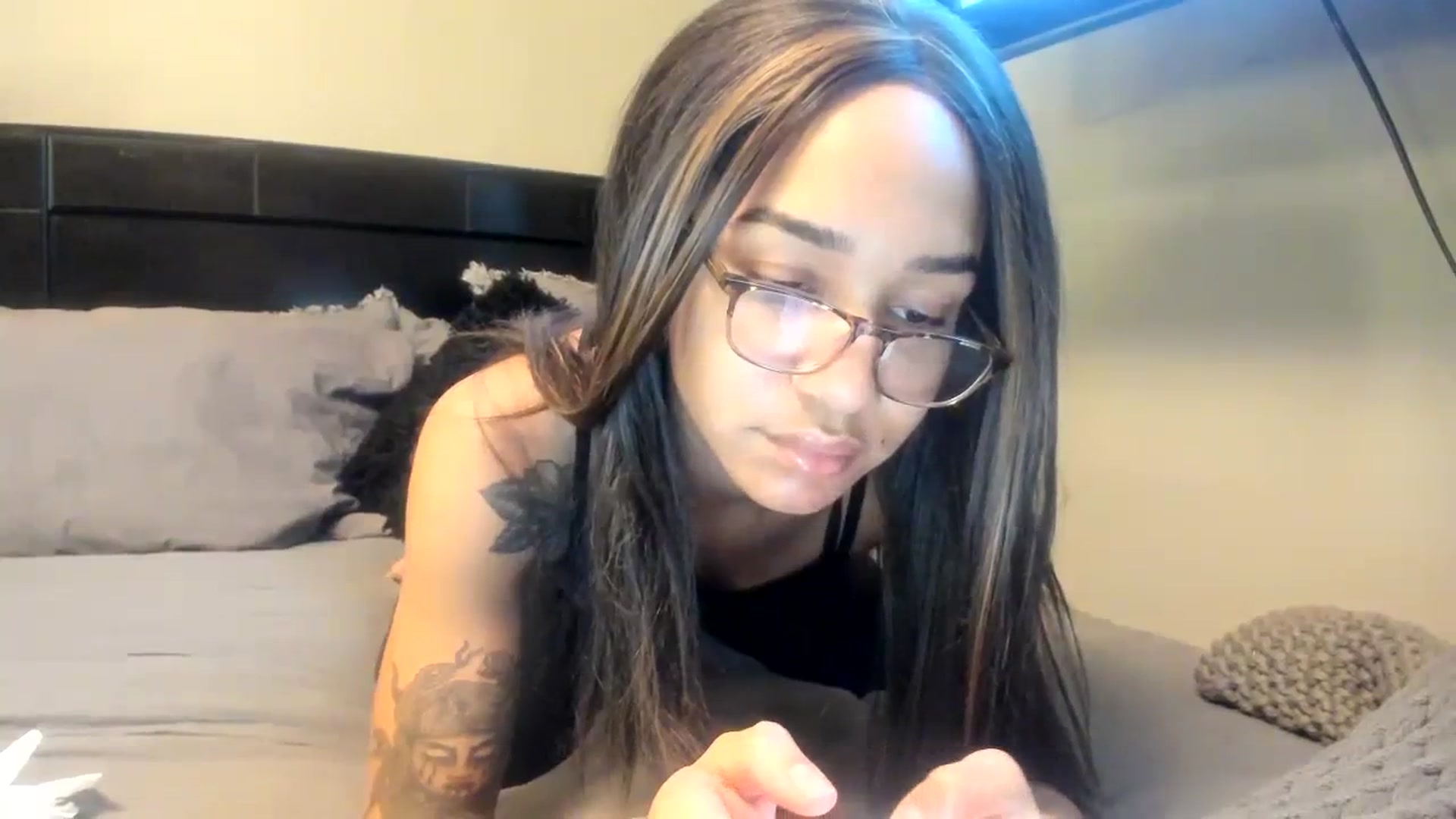 Gallery image thumbnail from XgothgurlX's myfreecams stream on, 01/22/2024, 01:55 image 12 of 20