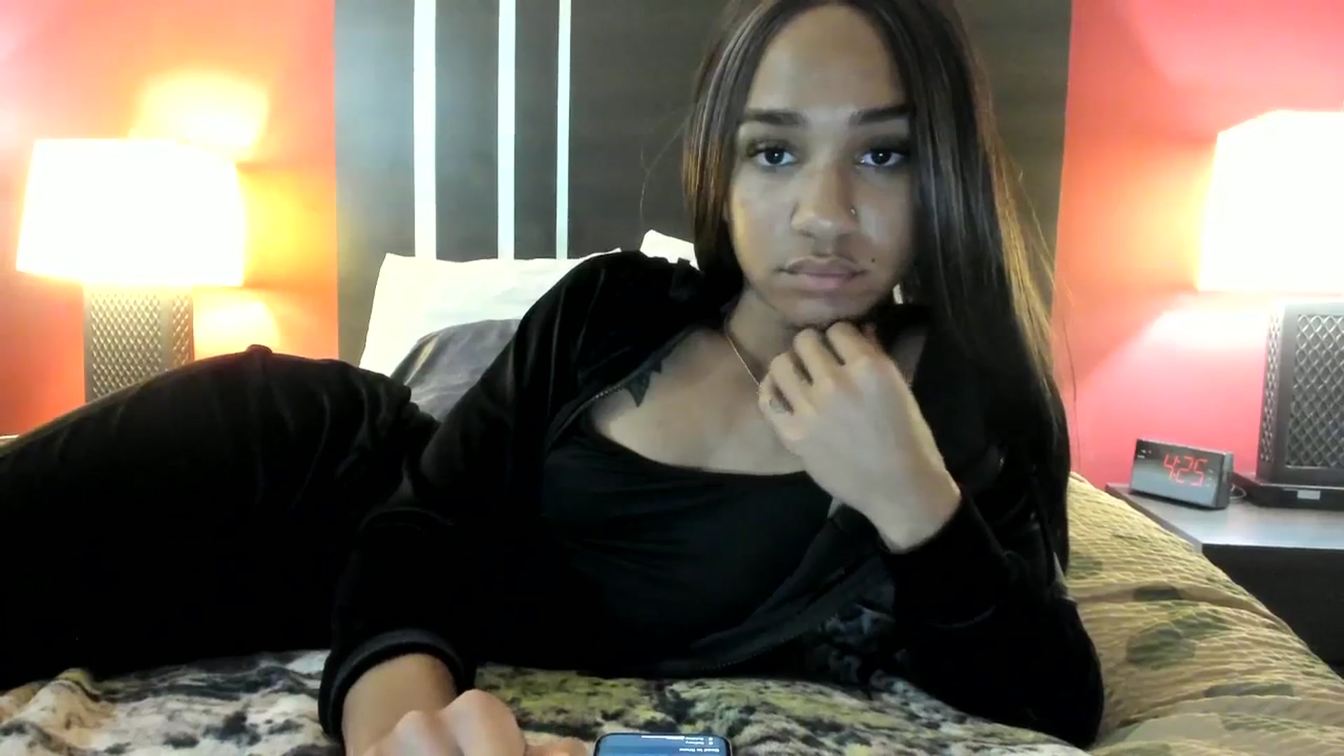 Gallery image thumbnail from XgothgurlX's myfreecams stream on, 02/11/2024, 24:27 image 18 of 20