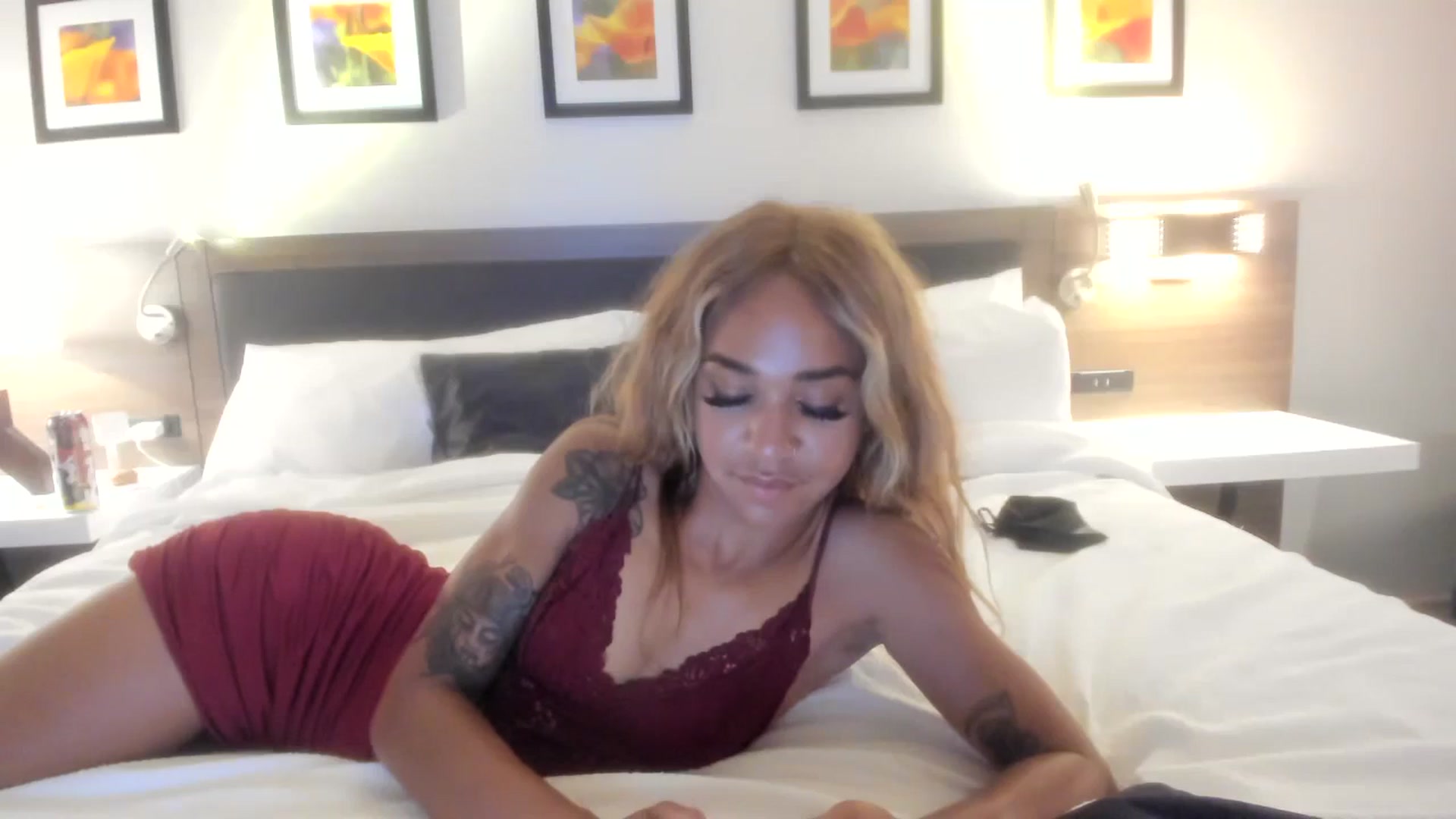 Gallery image thumbnail from XgothgurlX's myfreecams stream on, 07/07/2024, 07:32 image 17 of 20