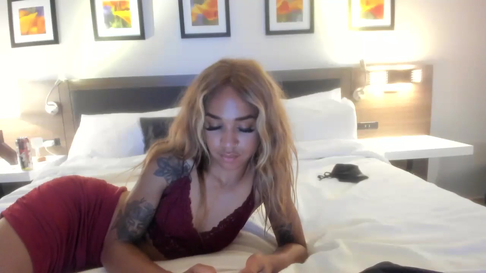 Gallery image thumbnail from XgothgurlX's myfreecams stream on, 07/07/2024, 07:32 image 11 of 20