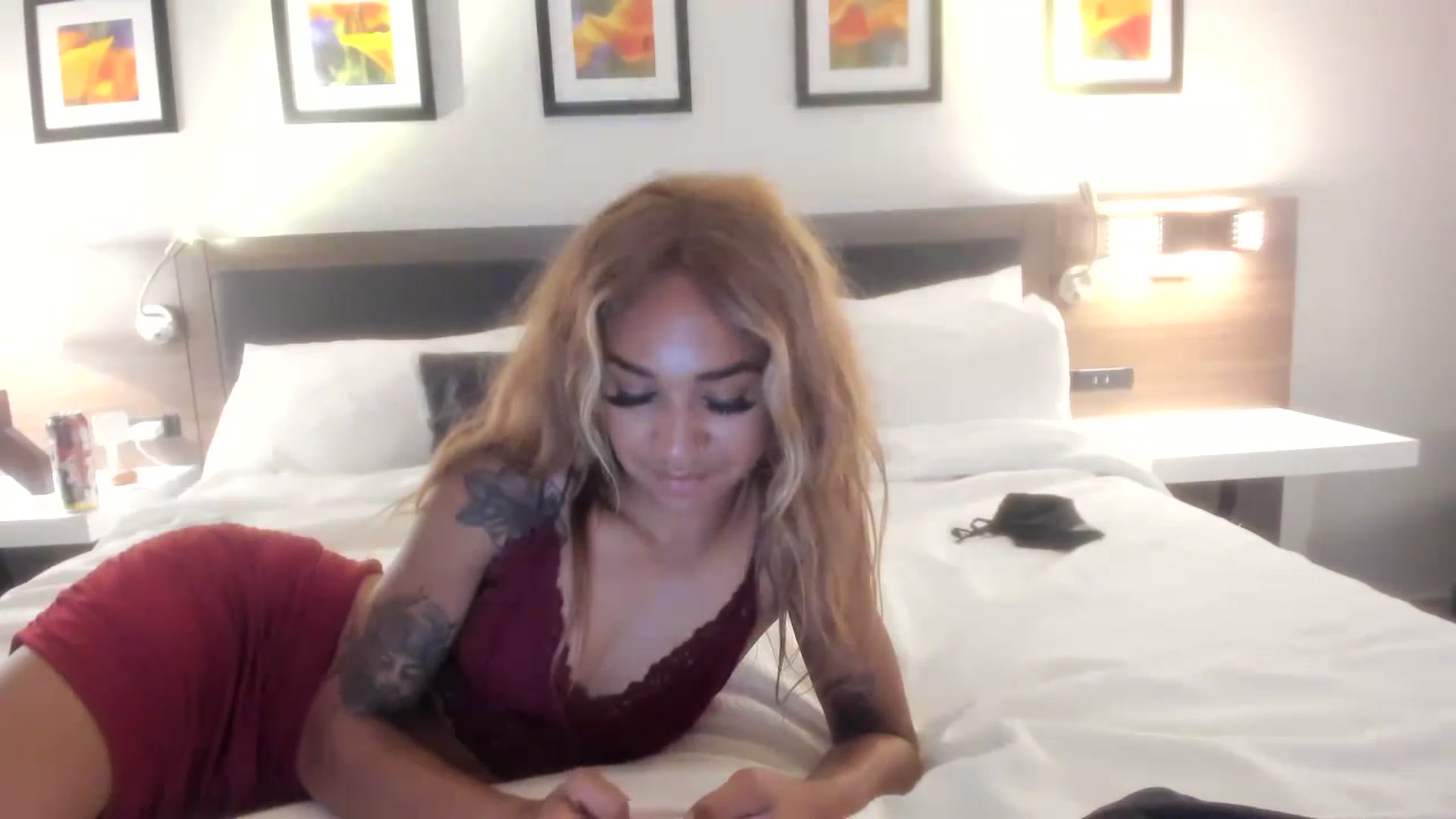 Gallery image thumbnail from XgothgurlX's myfreecams stream on, 07/07/2024, 07:32 image 6 of 20