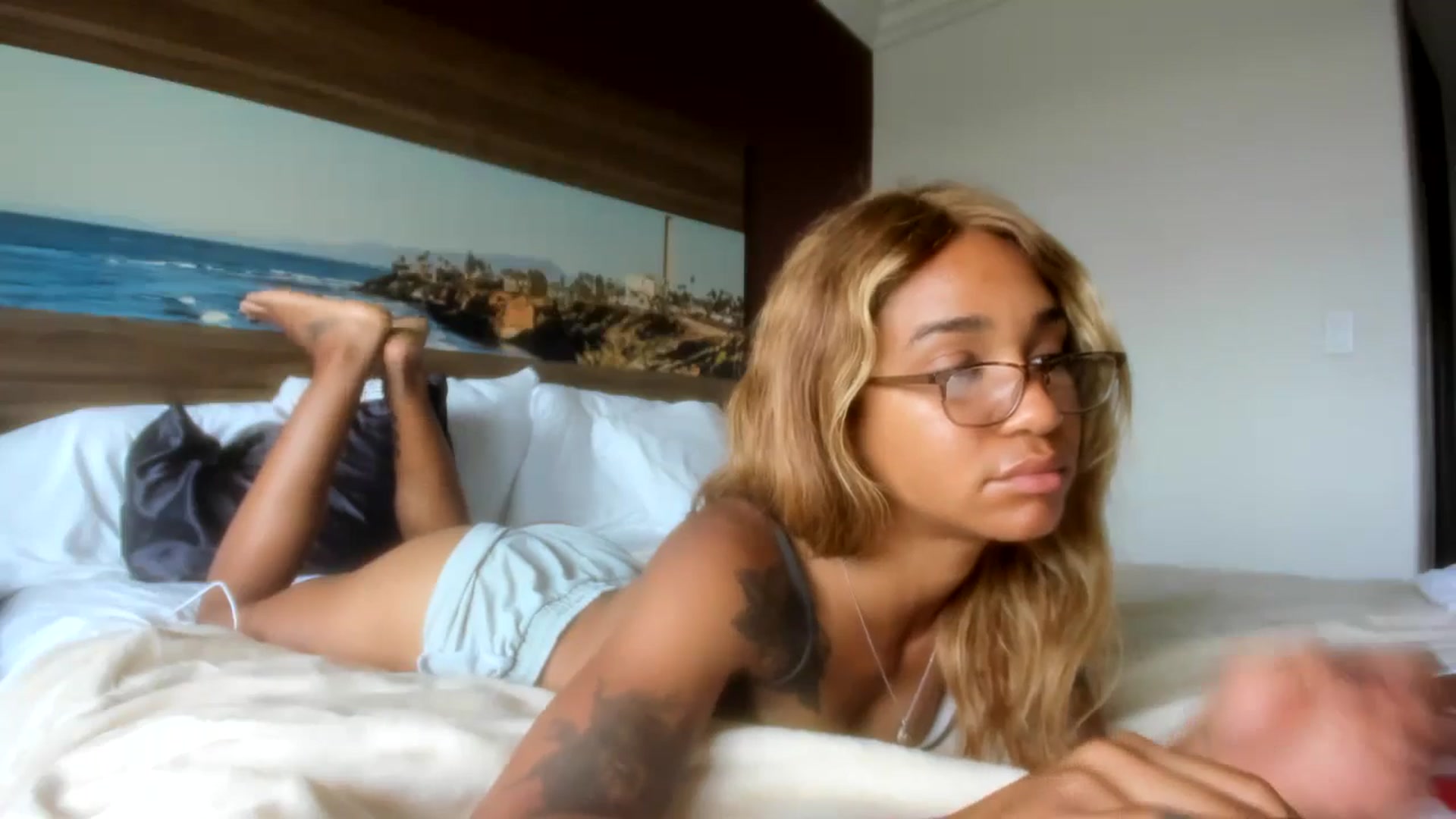 Gallery image thumbnail from XgothgurlX's myfreecams stream on, 07/29/2024, 15:48 image 17 of 20