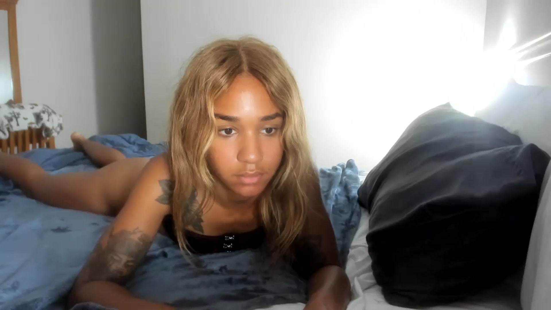 Gallery image thumbnail from XgothgurlX's myfreecams stream on, 08/05/2024, 15:15 image 17 of 20