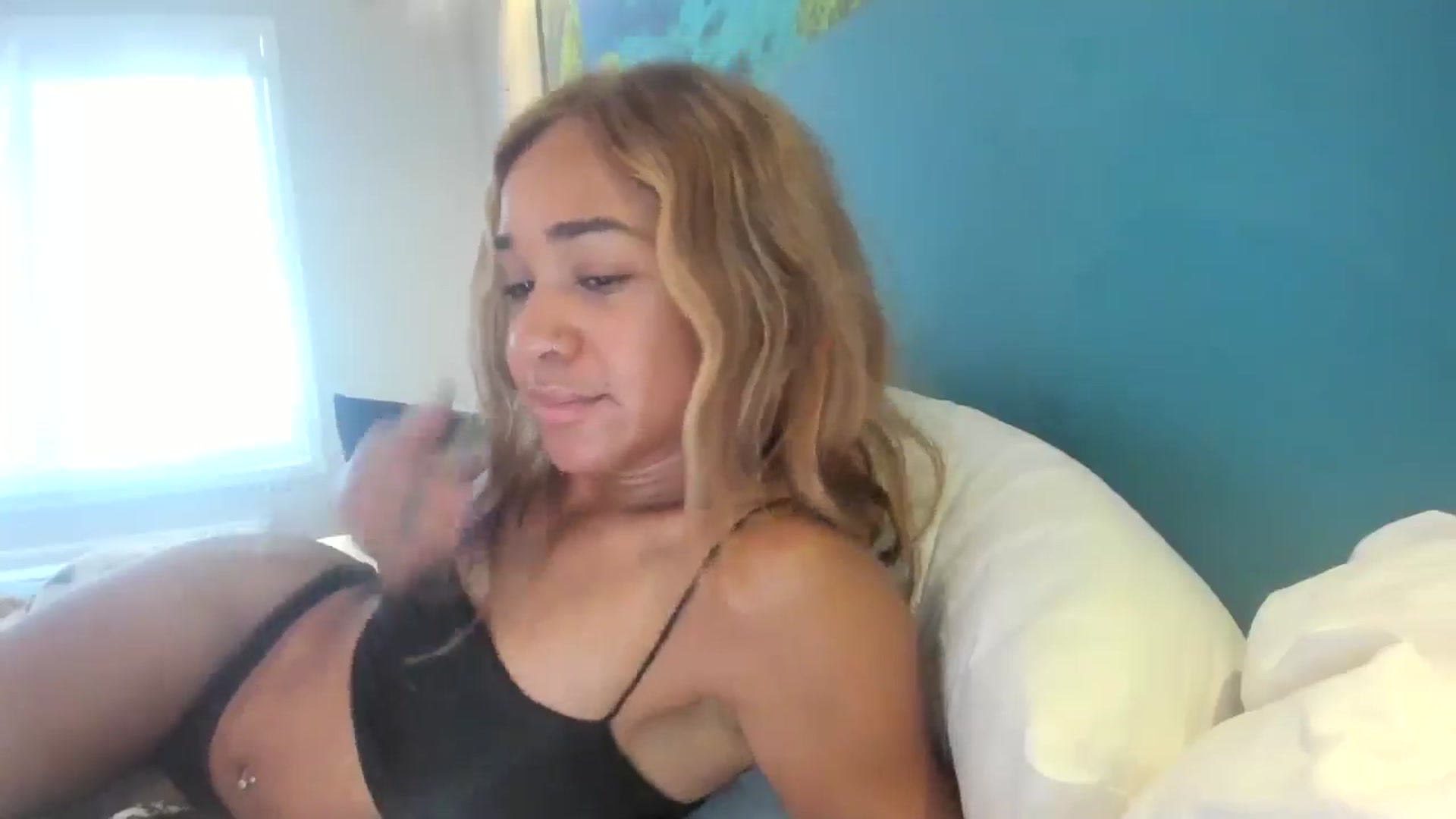 Gallery image thumbnail from XgothgurlX's myfreecams stream on, 08/11/2024, 18:53 image 13 of 20