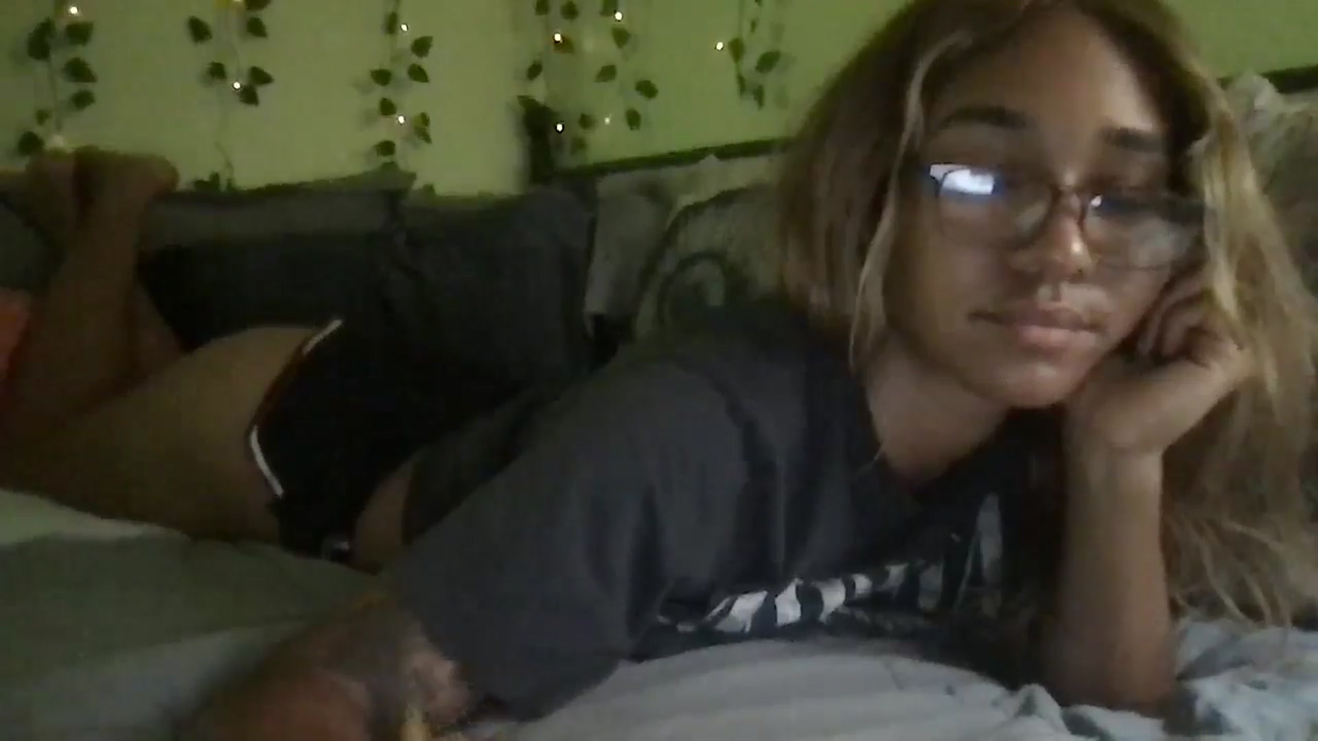 Gallery image thumbnail from XgothgurlX's myfreecams stream on, 08/13/2024, 06:47 image 5 of 20