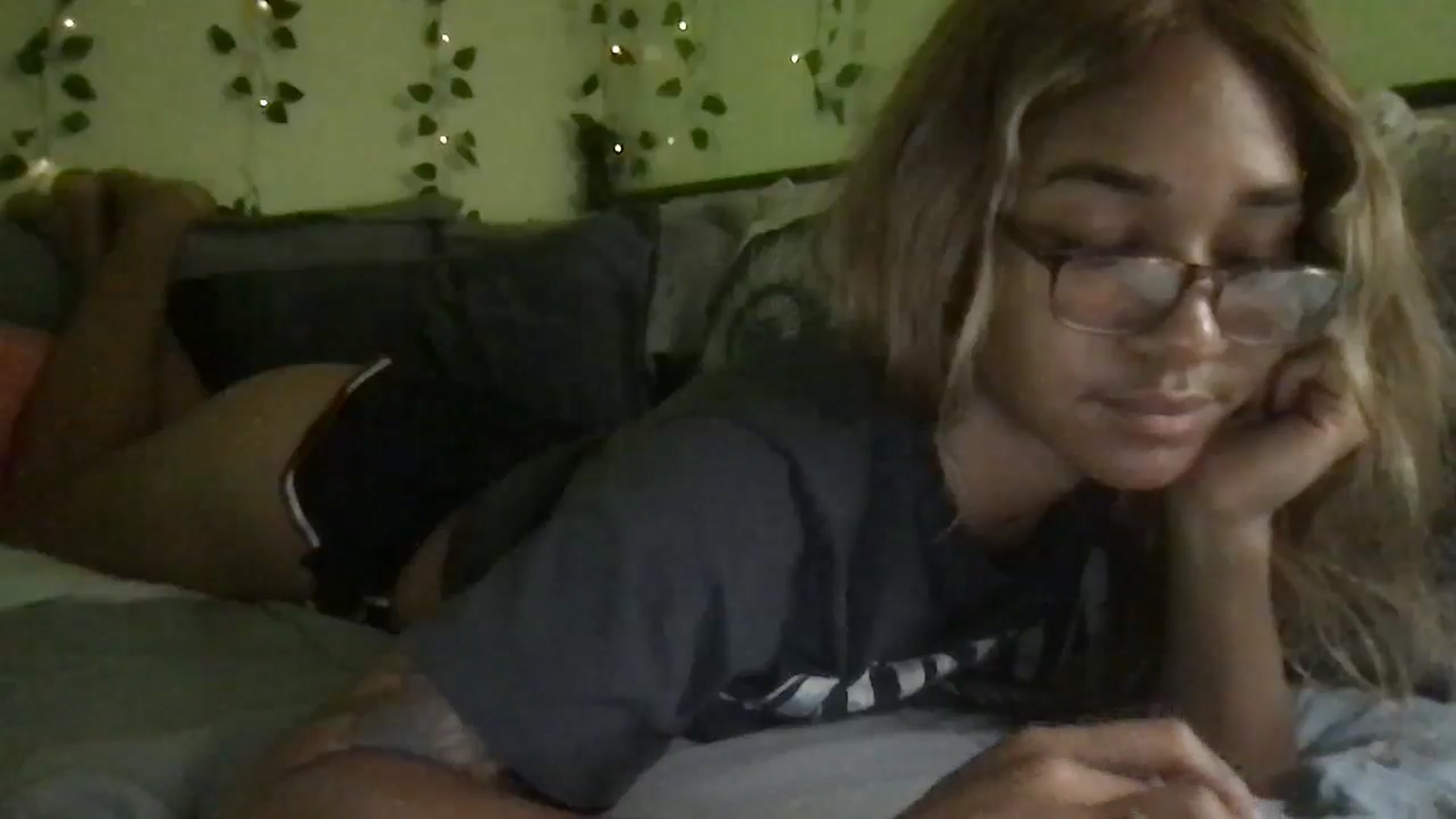 Gallery image thumbnail from XgothgurlX's myfreecams stream on, 08/13/2024, 06:47 image 3 of 20